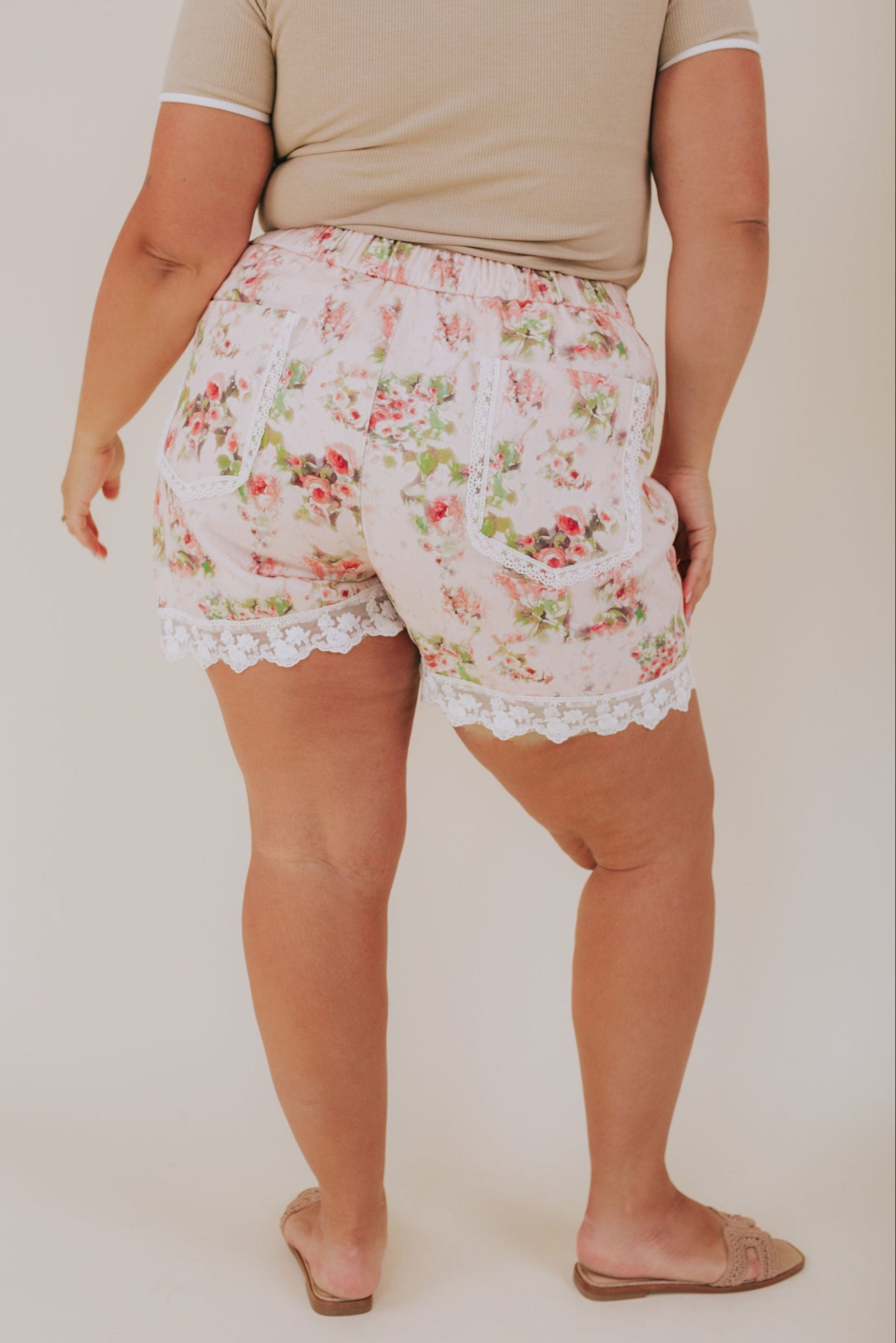 PLUS SIZE - Kindest Regards Shorts