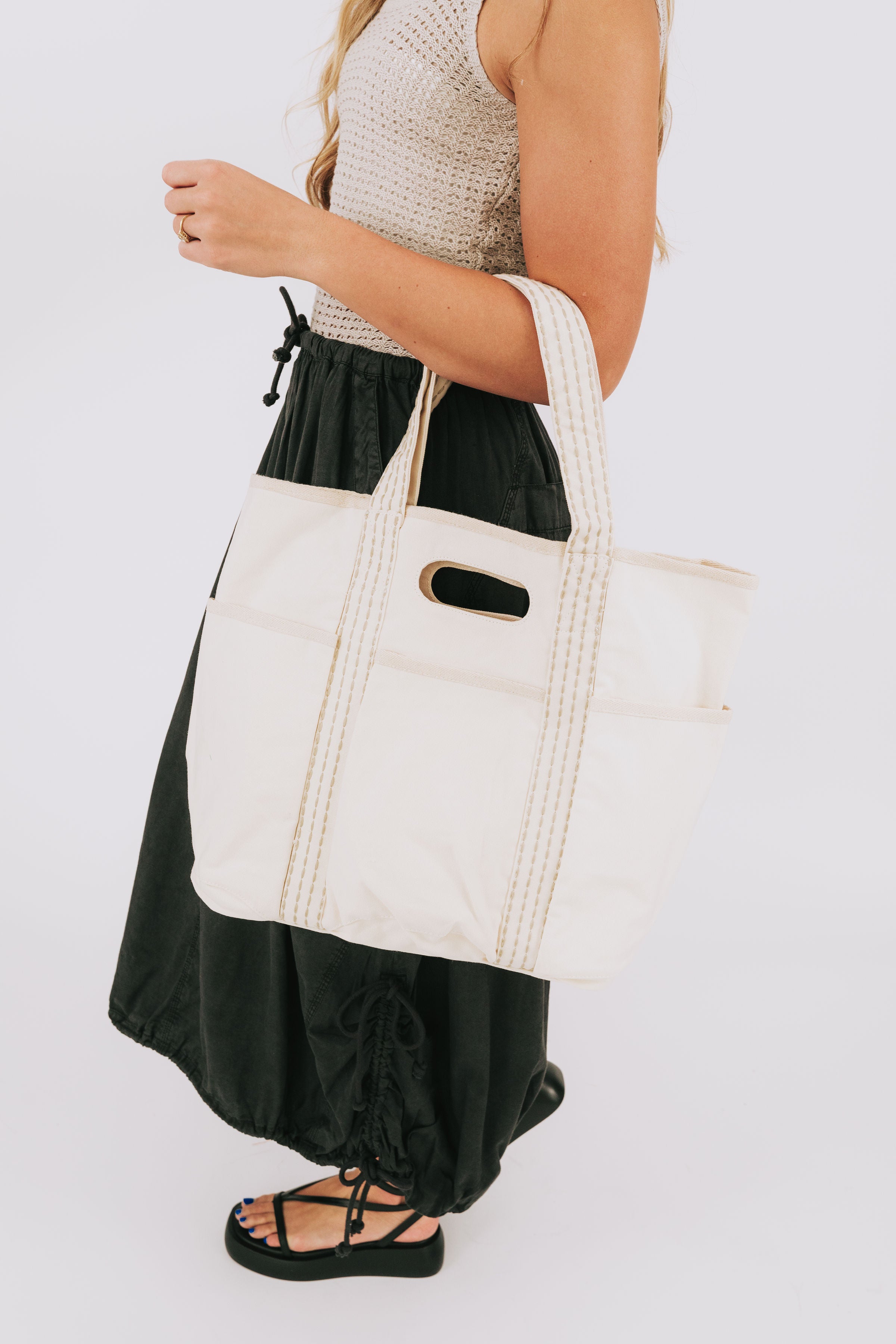 FREE PEOPLE - Caravan Canvas Tote