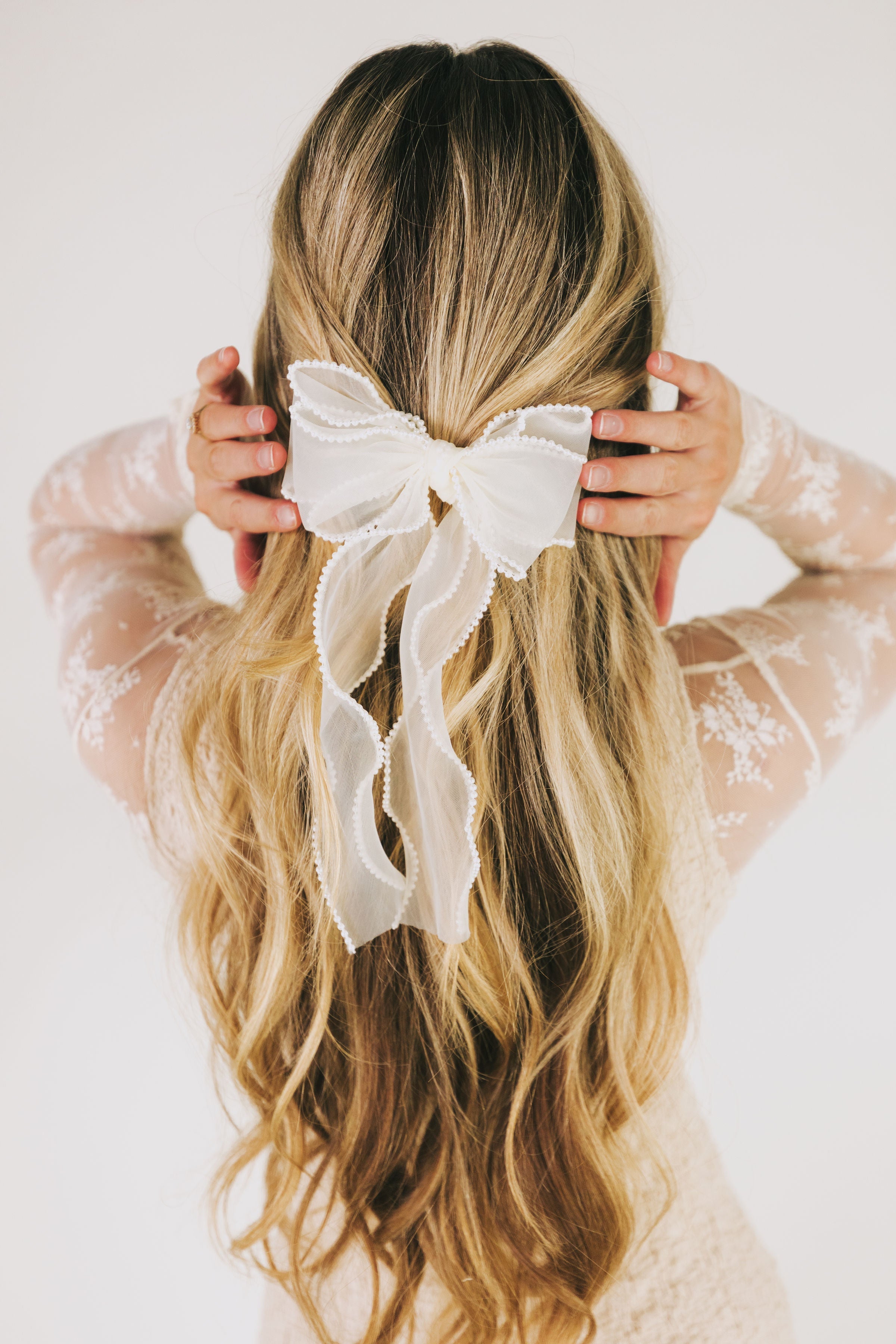 Unwavering Style Bow - 3 Colors!