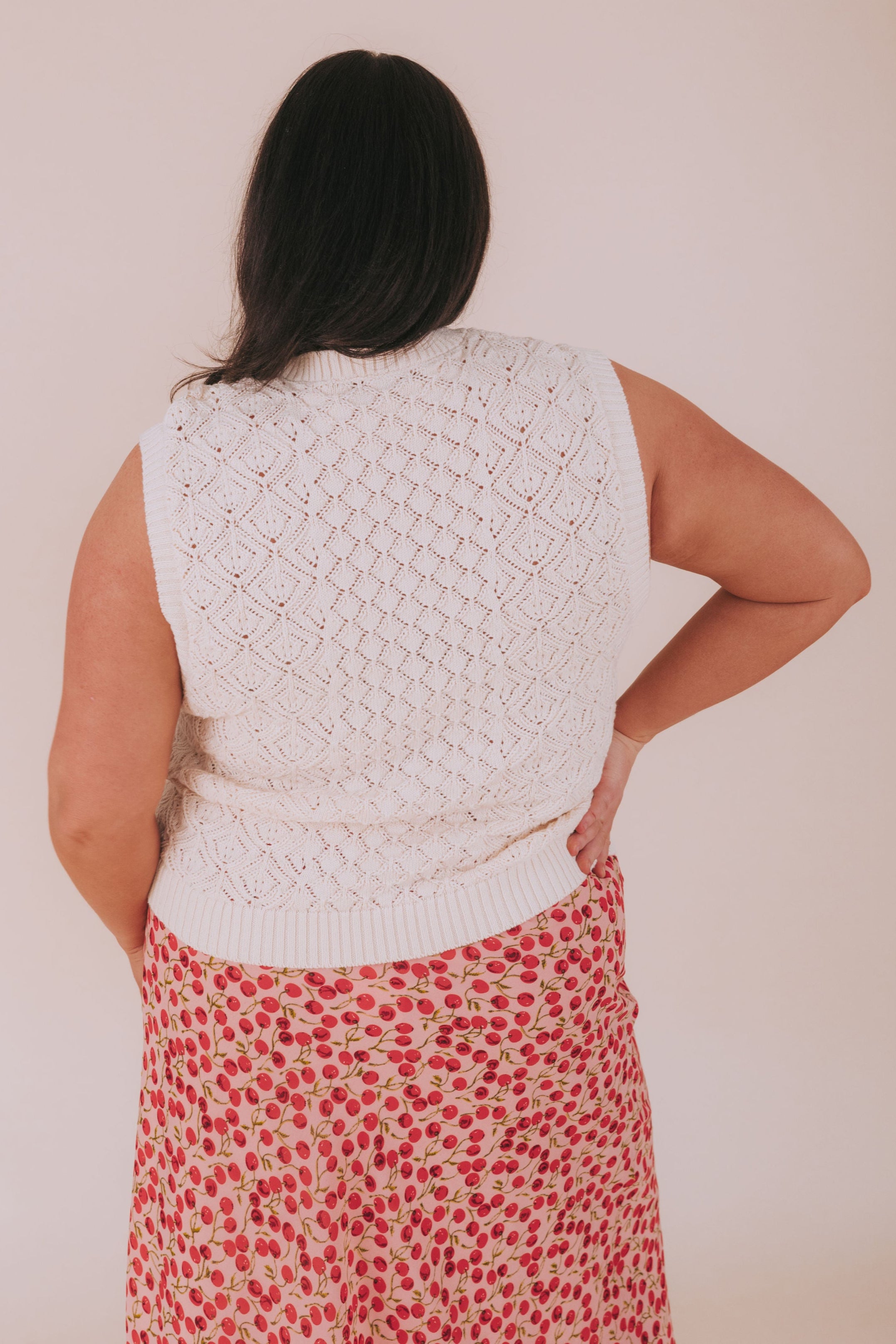 PLUS SIZE - Little Bit Closer Top