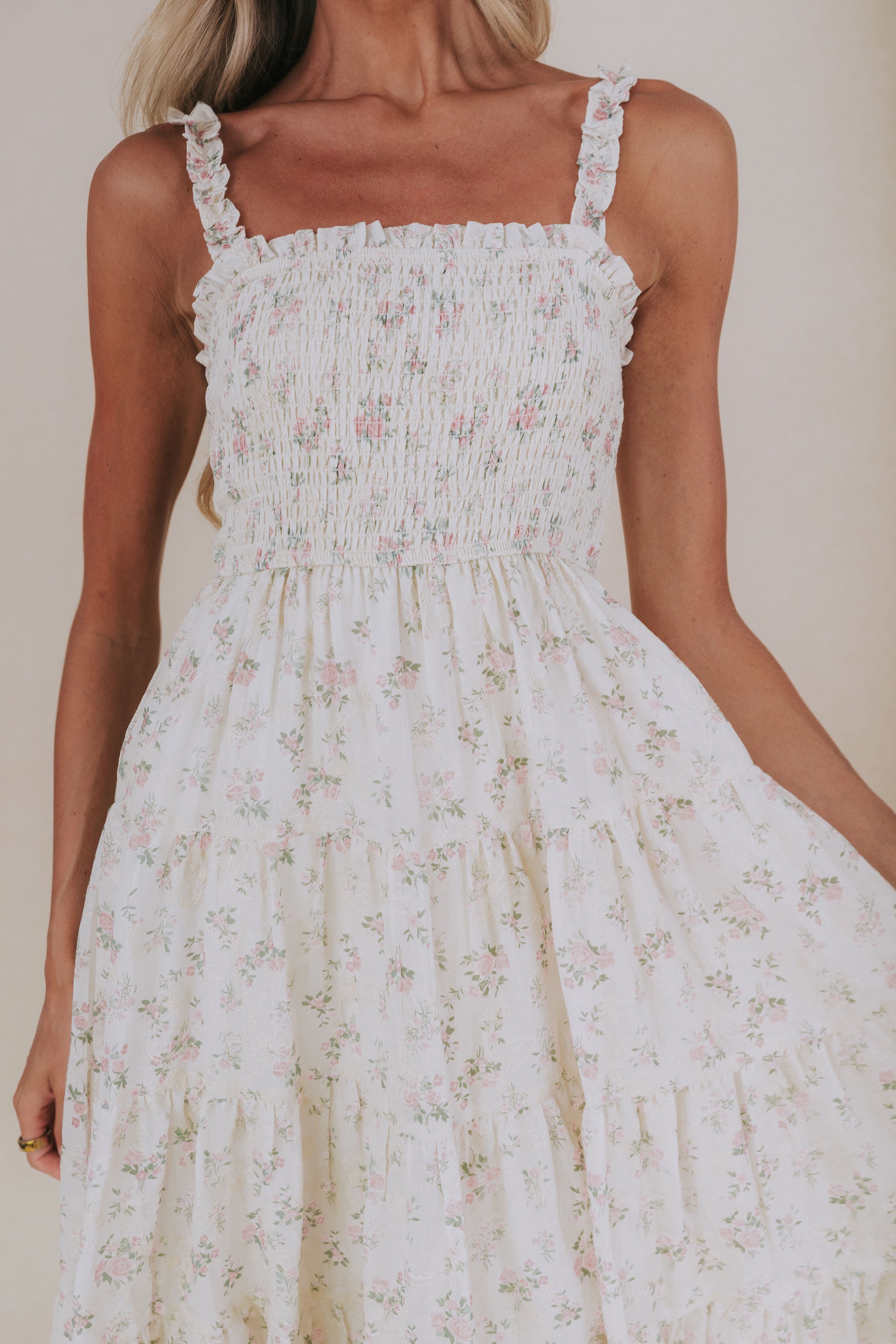 Single Glance Dress