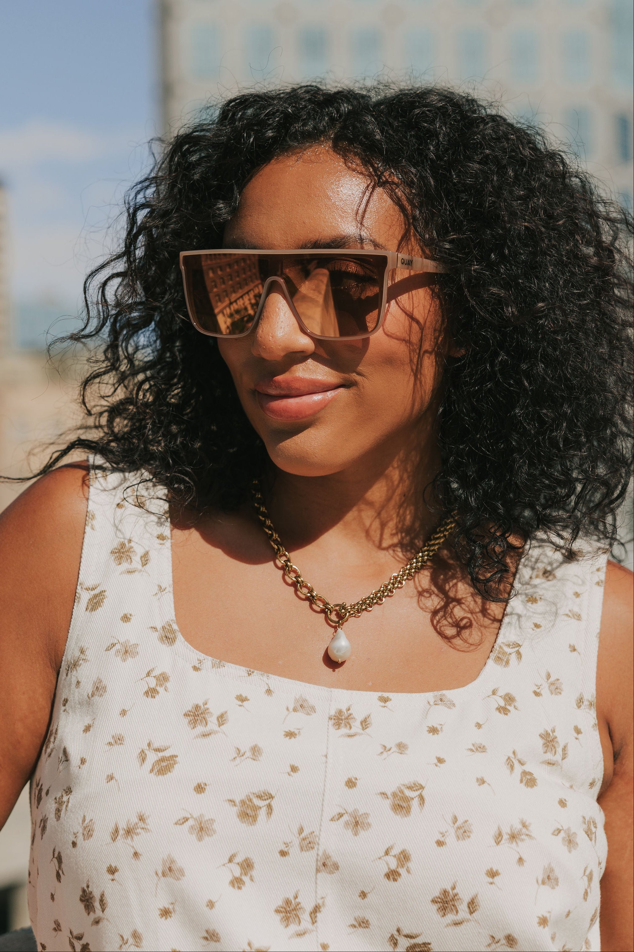 QUAY- Nightfall Medium Sunglasses