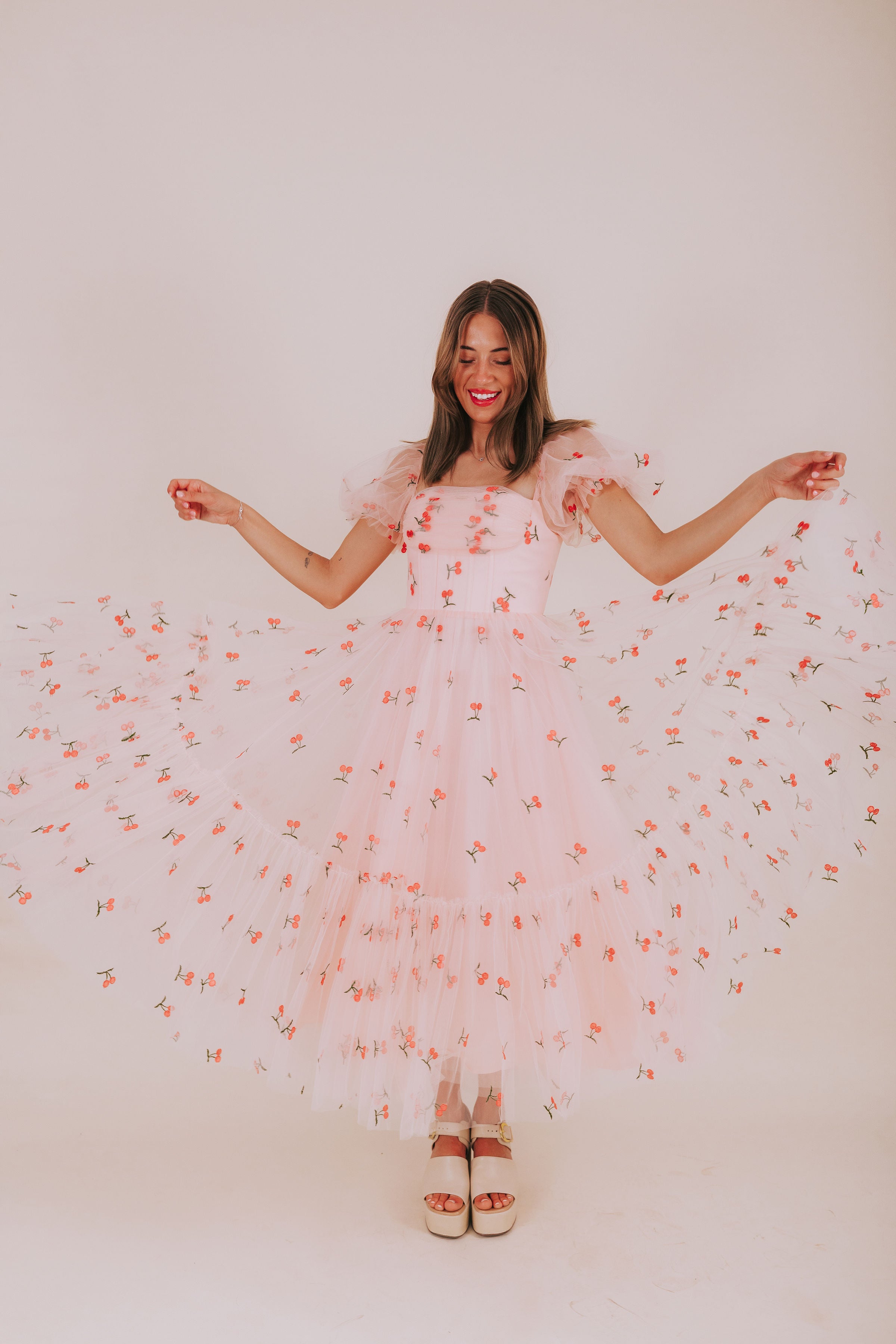 EXCLUSIVE - Under The Cherry Tree Dress 4 / Pink EXCLUSIVE - Under The Cherry Tree Dress 4 / Pink