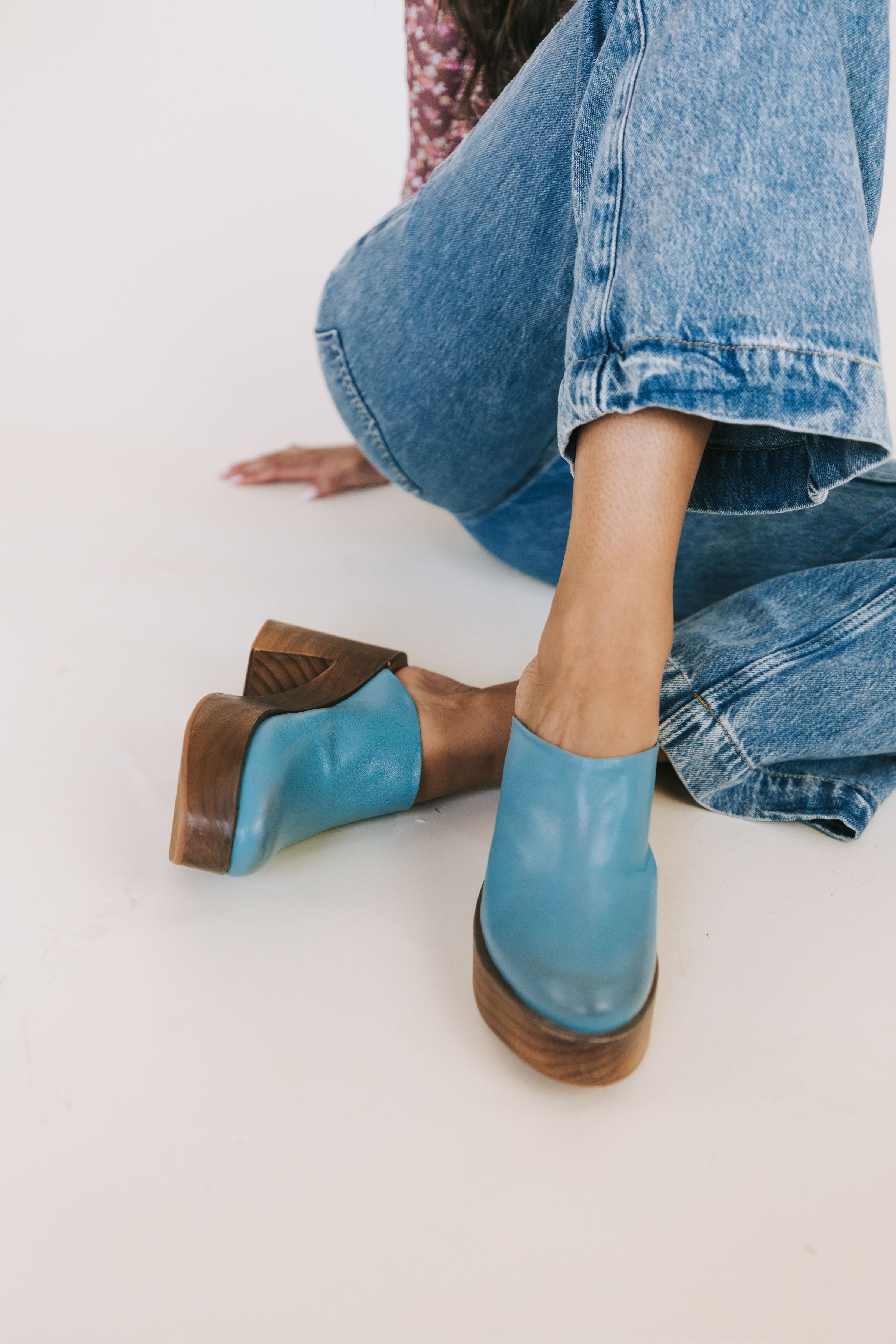 FREE PEOPLE - Suki Platform Clogs