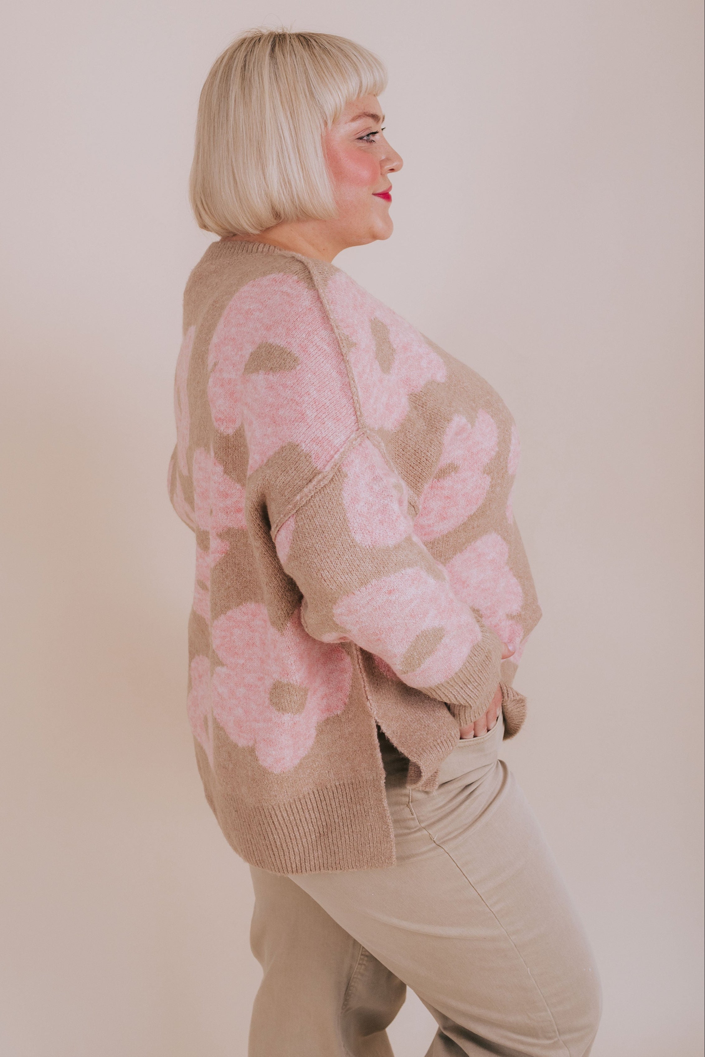 PLUS SIZE - Keep It Rosy Sweater