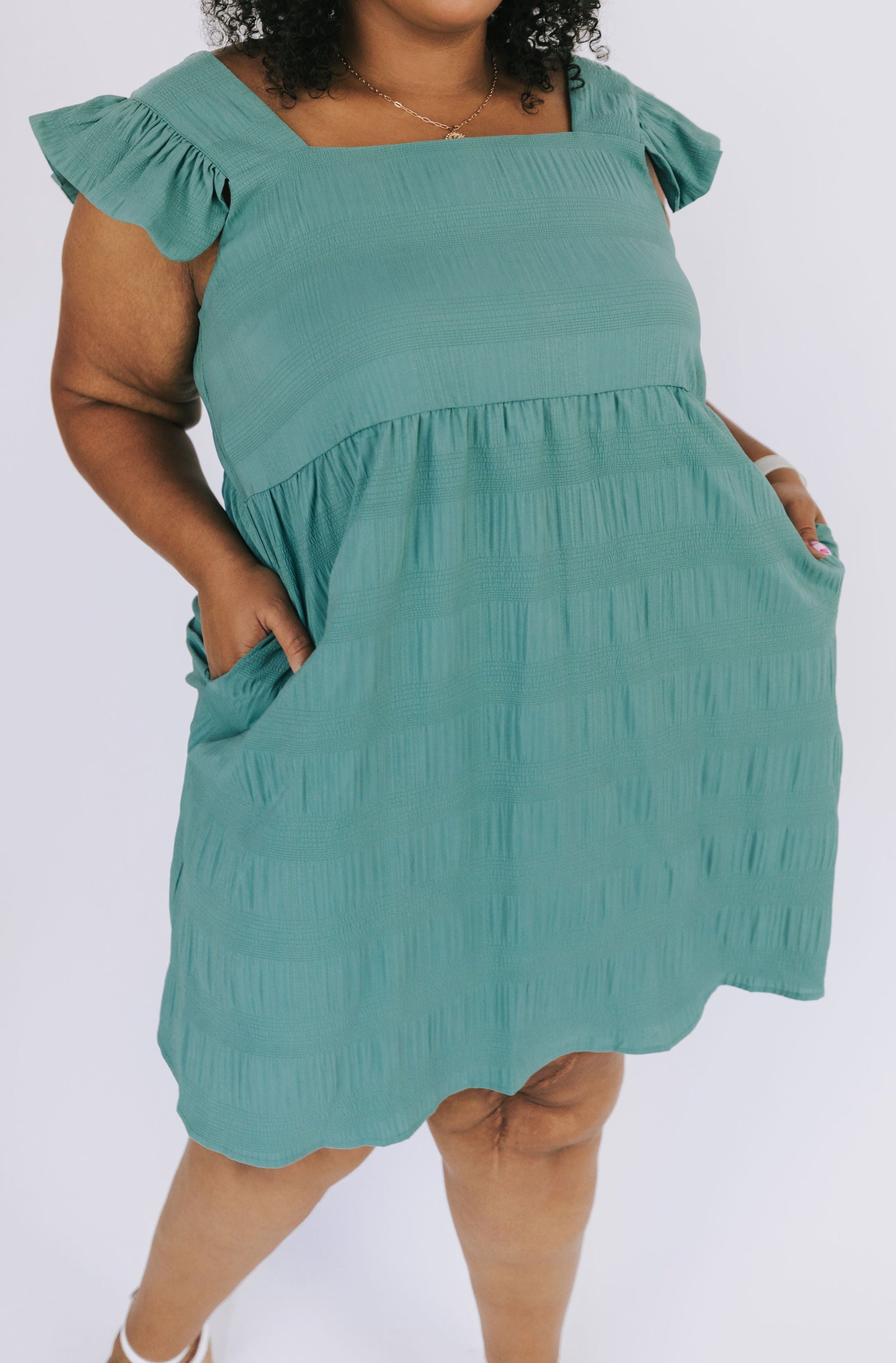 PLUS SIZE - Halfway There Dress