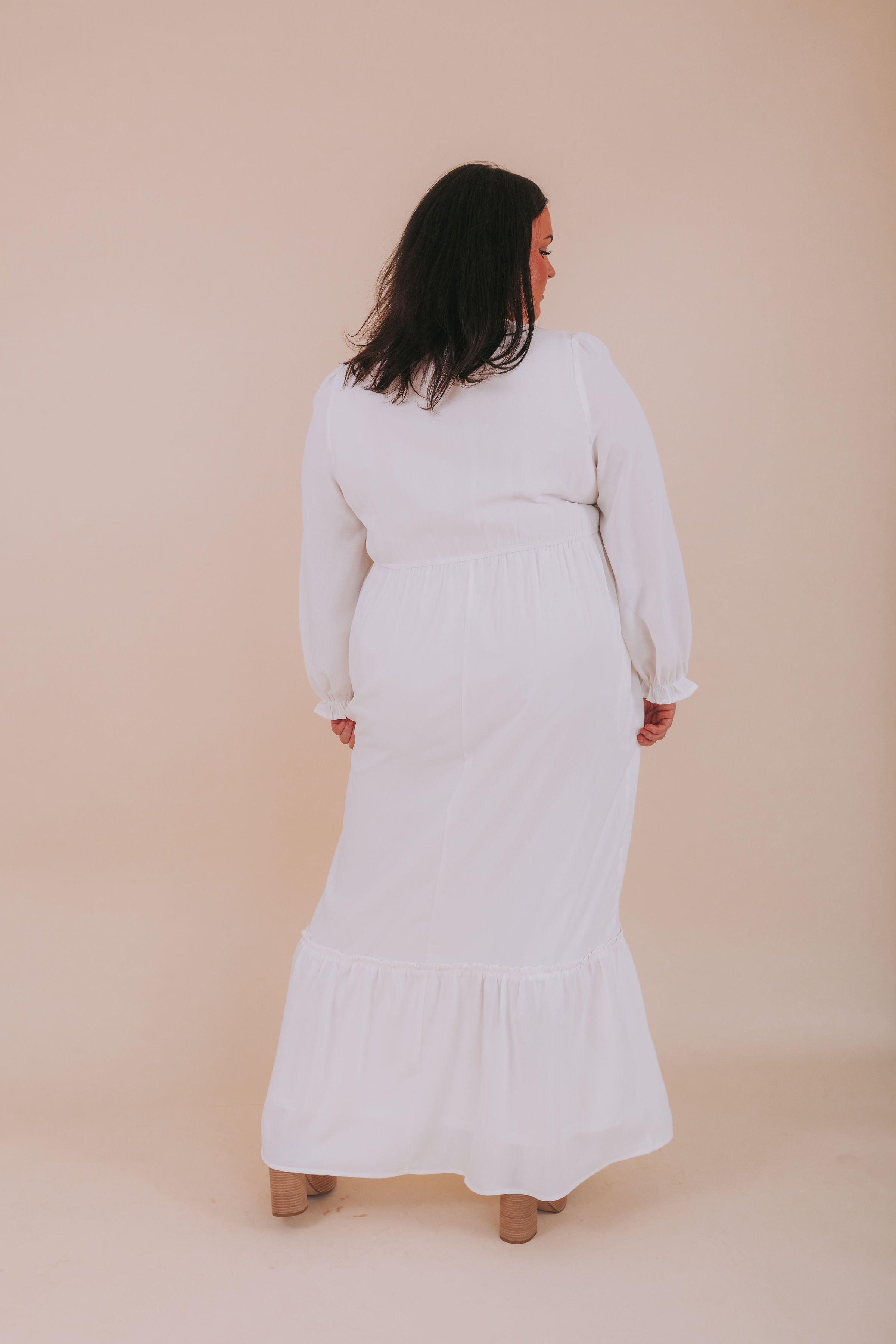 EXCLUSIVE - The White: Phyllis