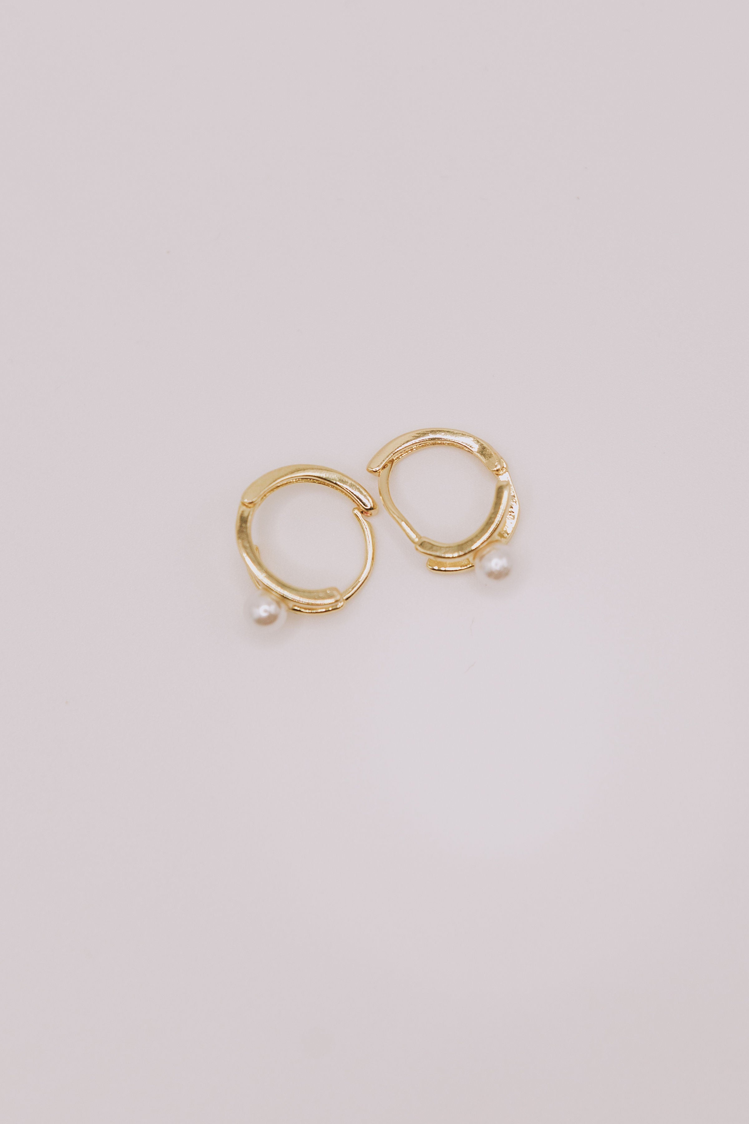 Luxe Pearly Hoops