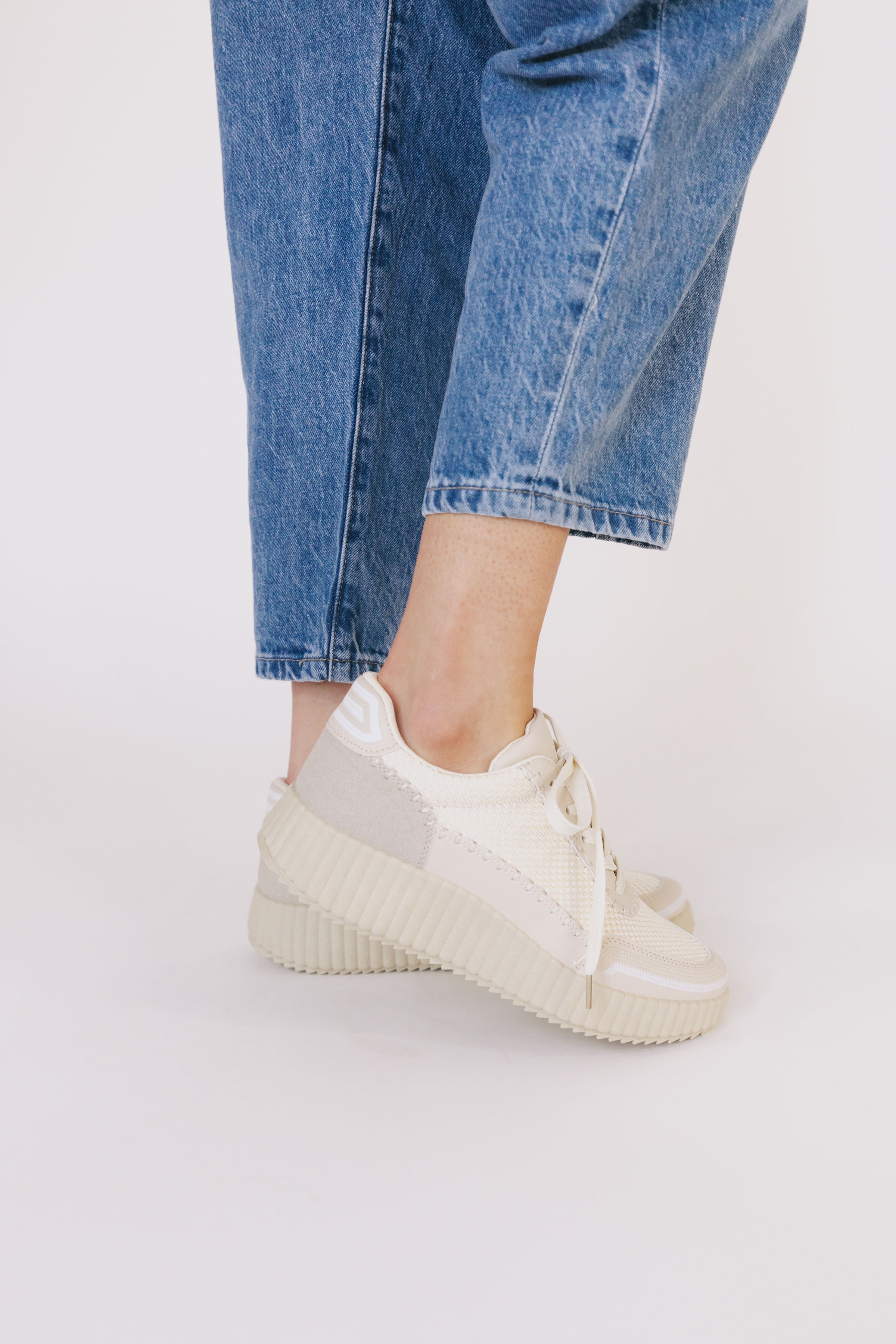 CHINESE LAUNDRY - Spirited Mesh Sneaker