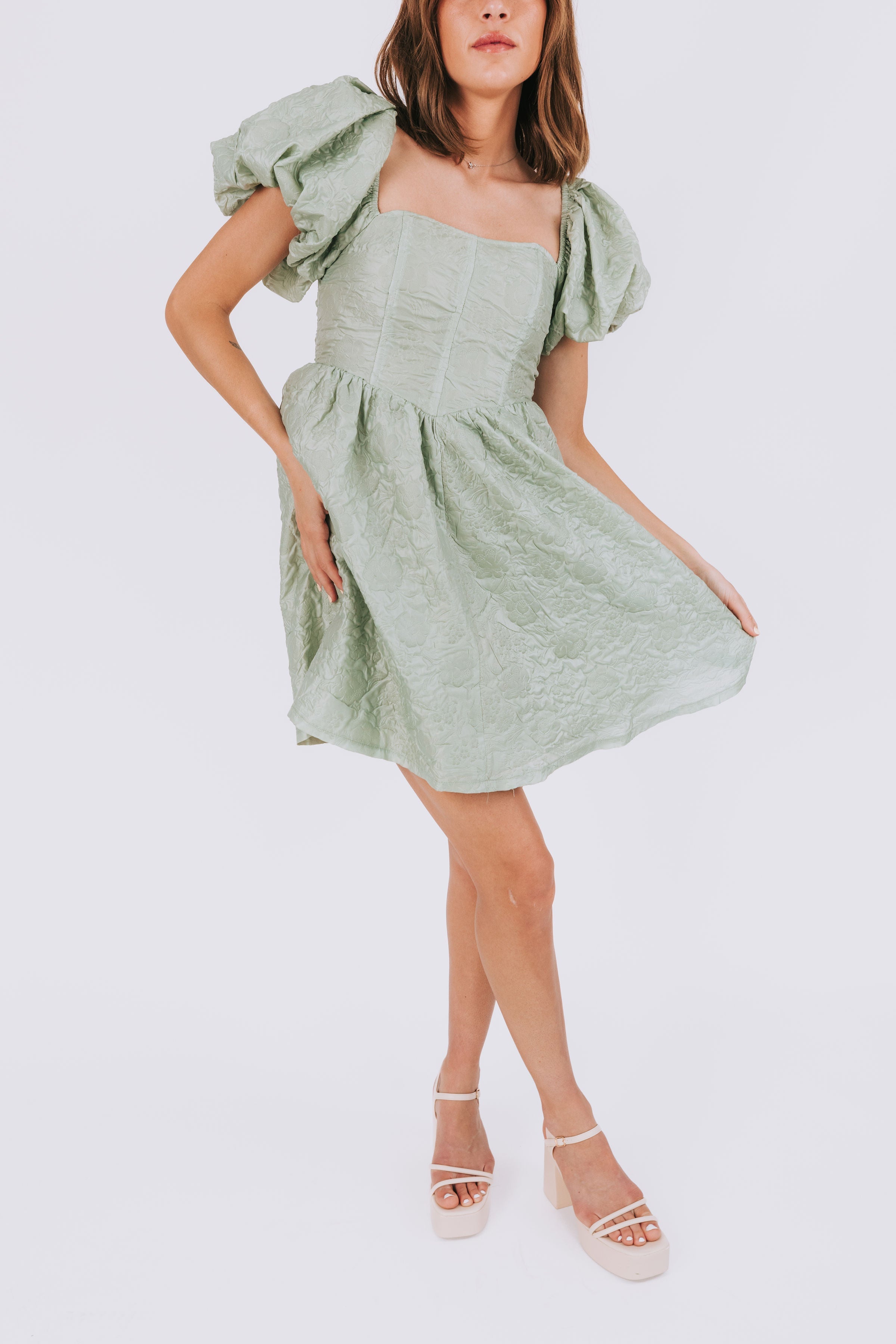 未使用 Bibiy. ELLE PUFF MINI DRESS Fsize bibiy ELLE PUFF MINI DRESSの通販 by lov's shop｜ラクマ