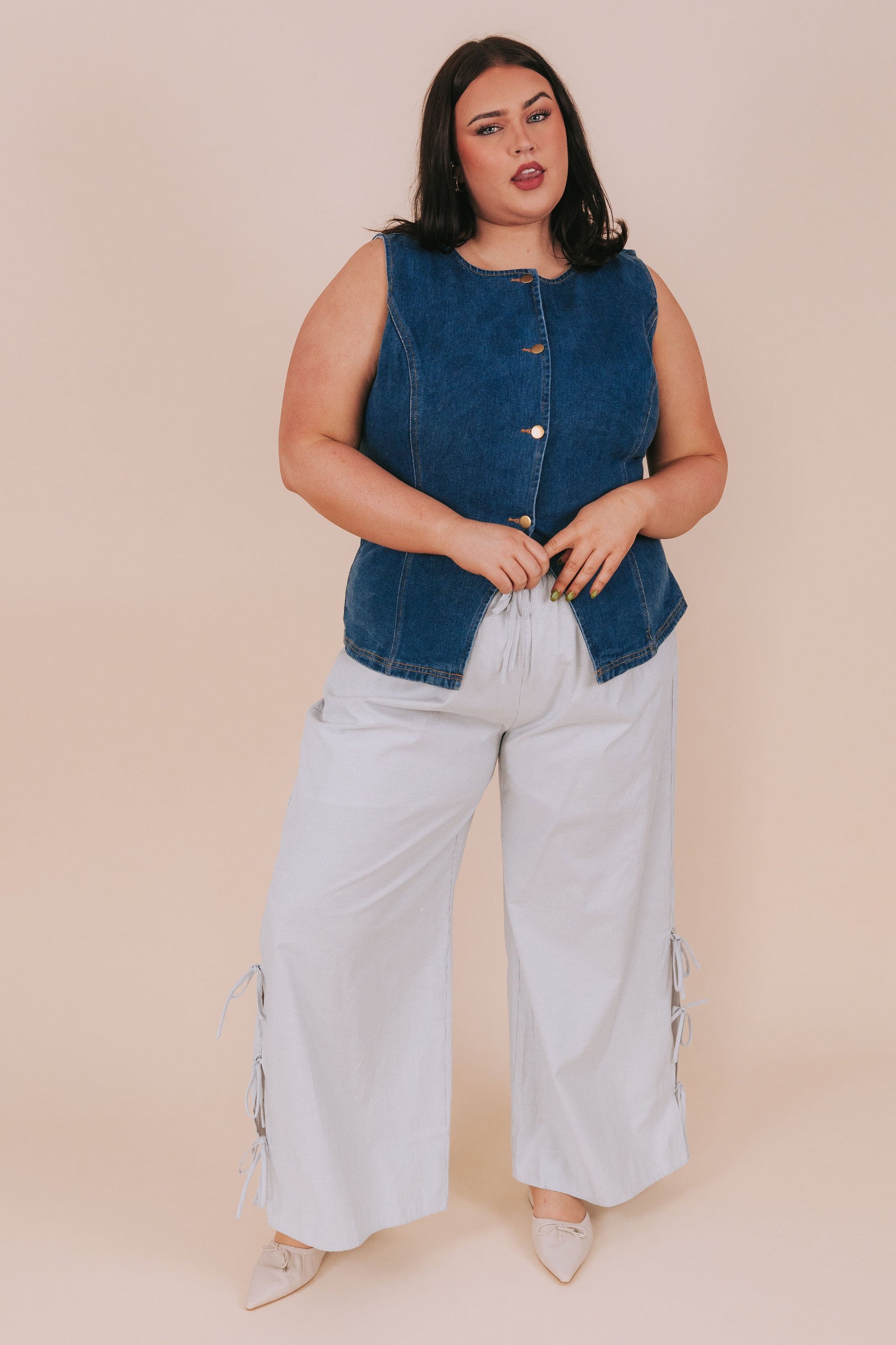 PLUS SIZE - No Stopping Us Vest