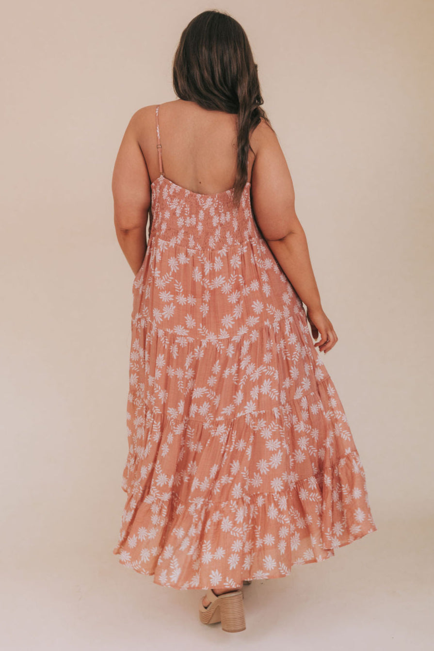PLUS SIZE - Fun In The Sun Dress