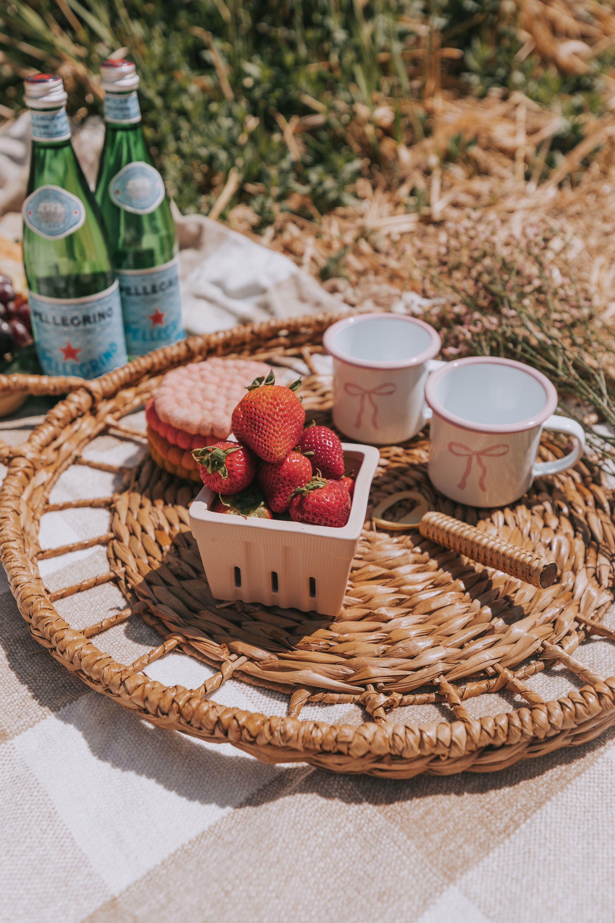 Textured Stoneware Berry Basket