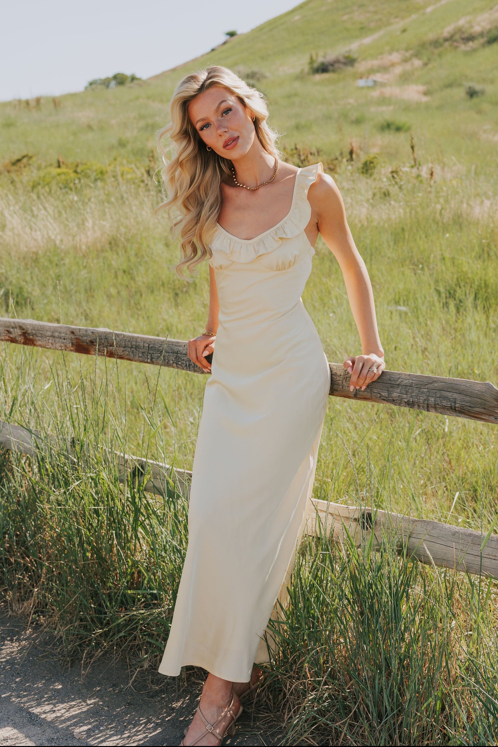 where to buy dresses Best dress stores in NYC for shopping at right now Mia Bella The Label |