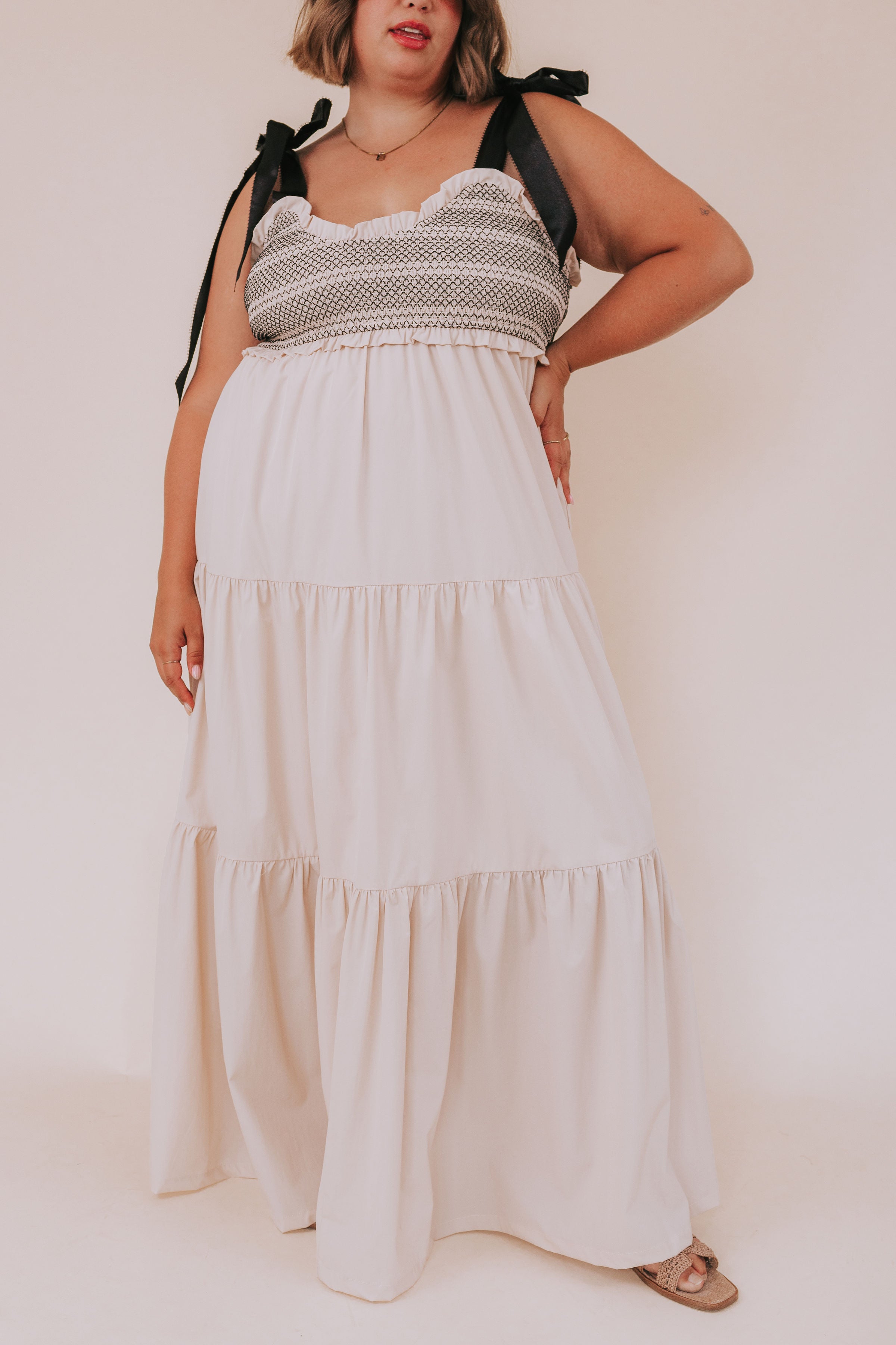 PLUS SIZE - Nostalgic Nights Dress