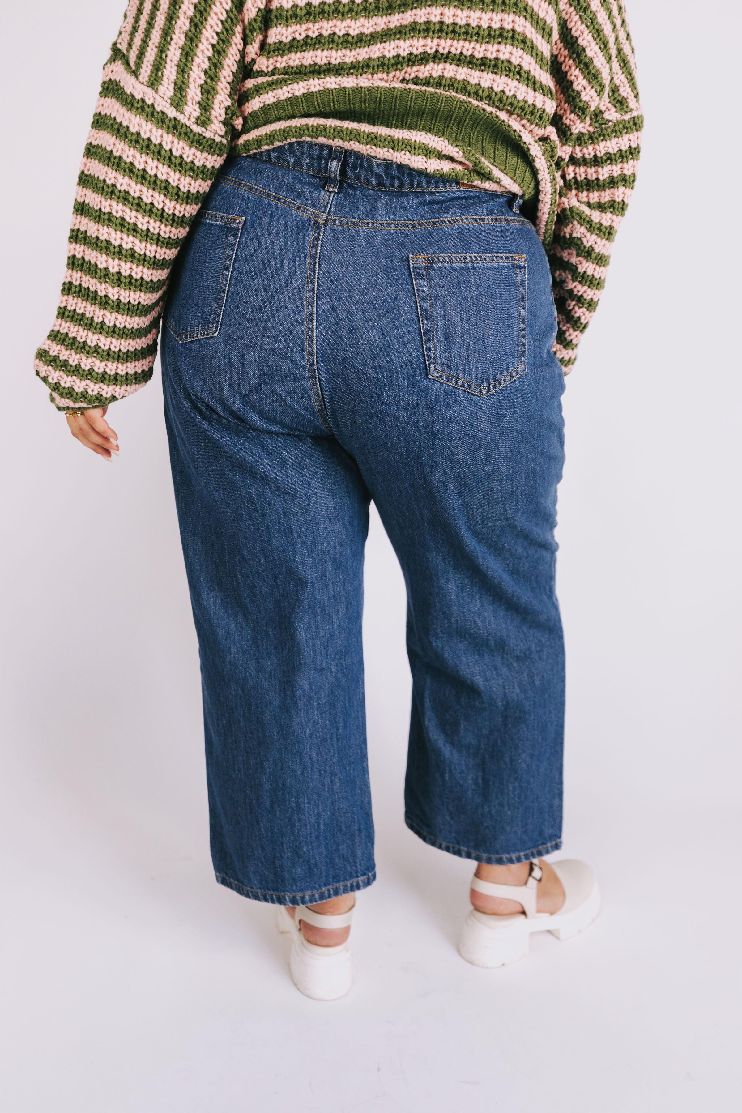 PLUS SIZE - Keep It In Line Jeans