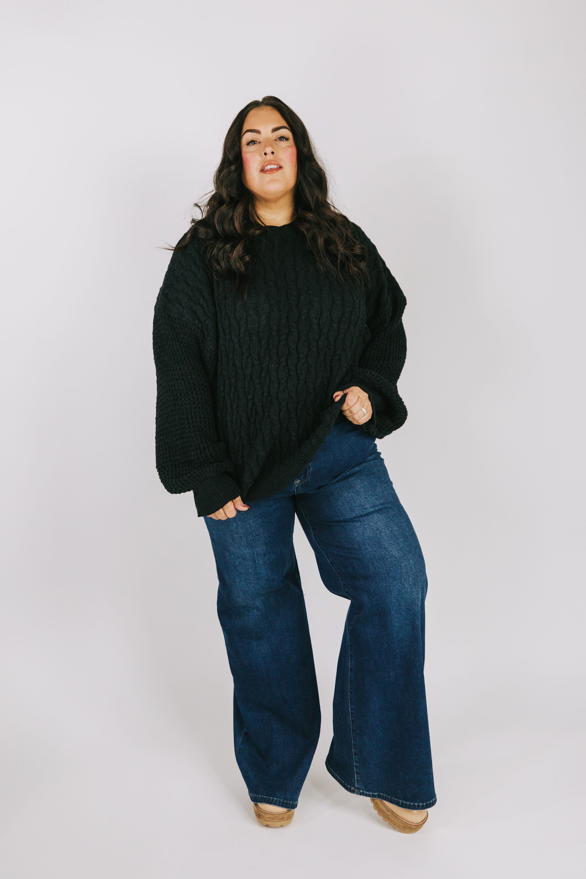 PLUS SIZE - Silent Love Sweater