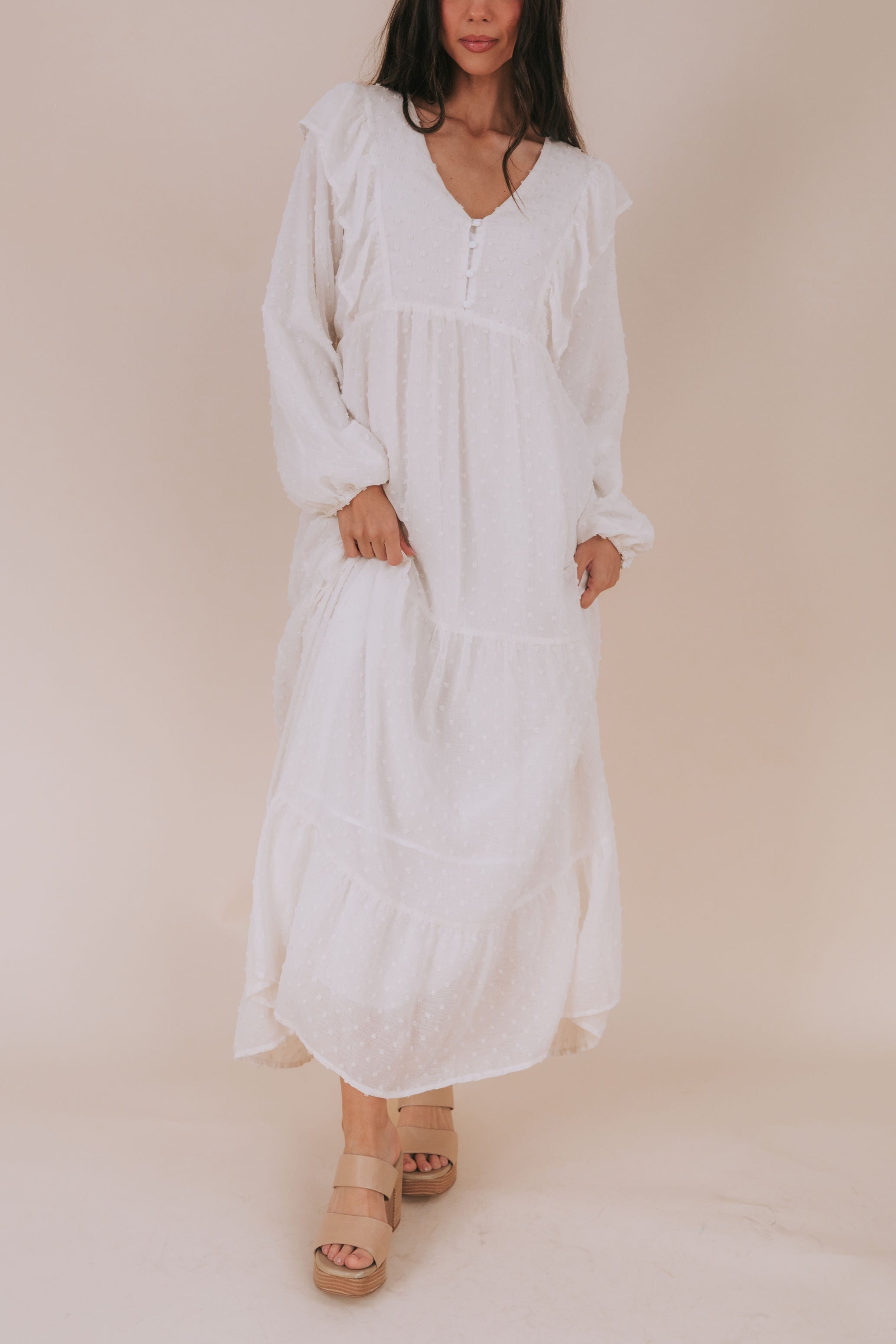 EXCLUSIVE - The White: Lillian