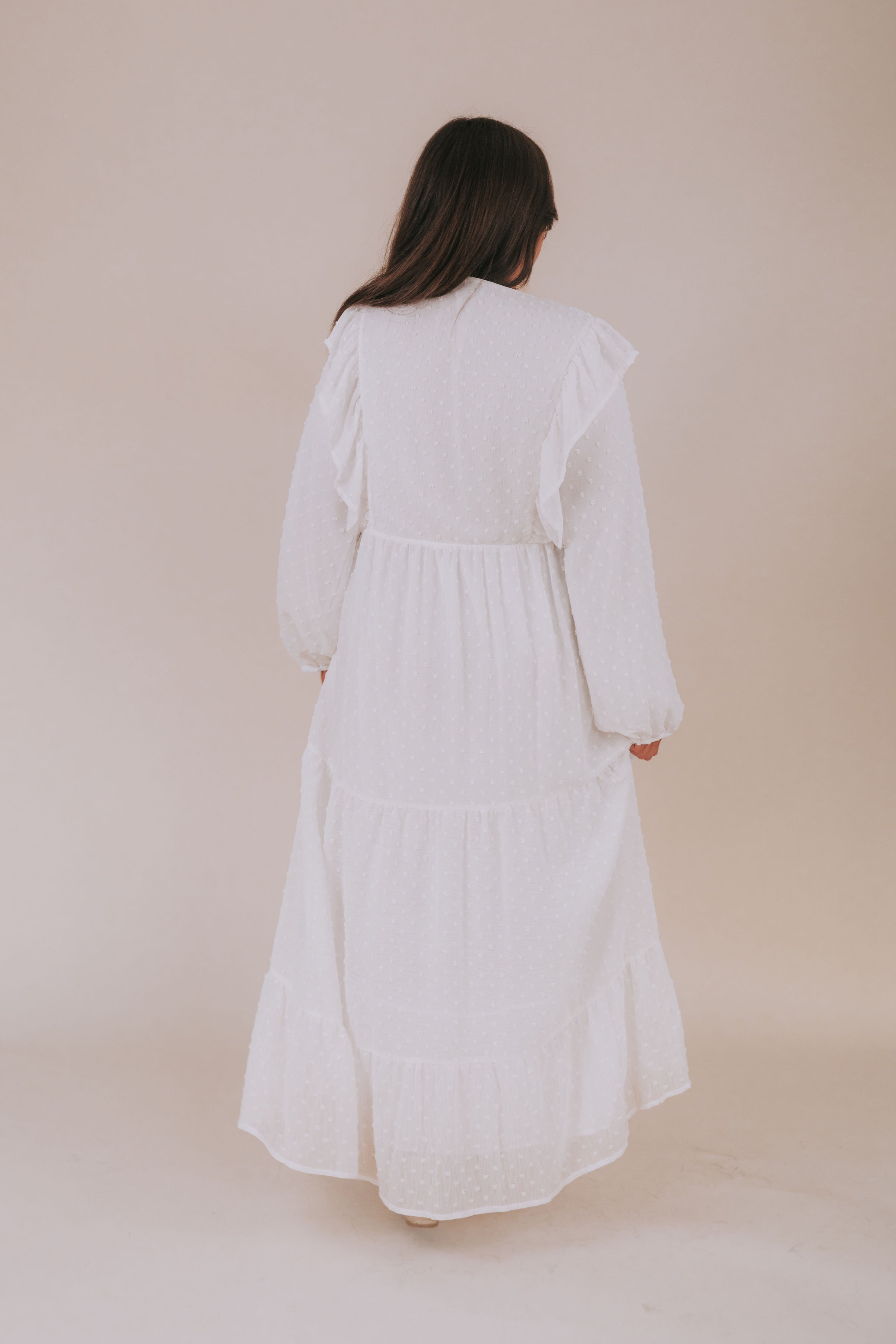 EXCLUSIVE - The White: Lillian