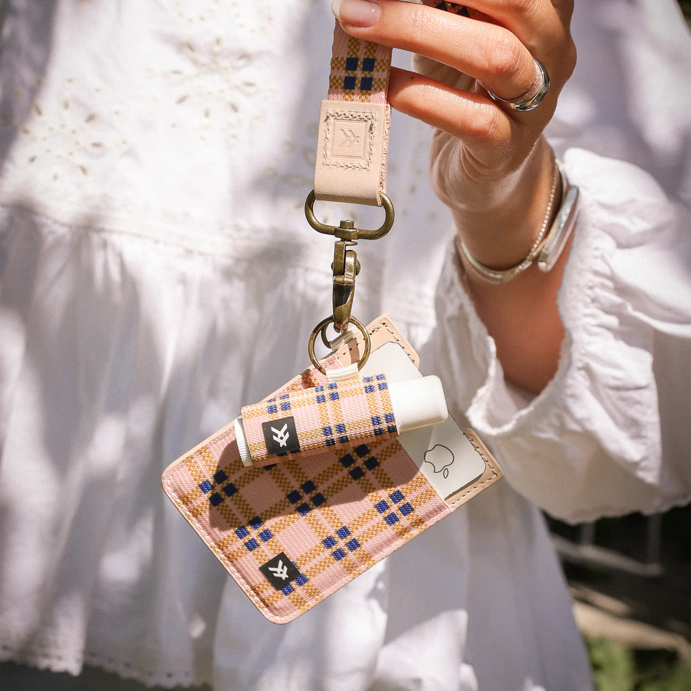 THREAD - Willow Lip Balm Holder