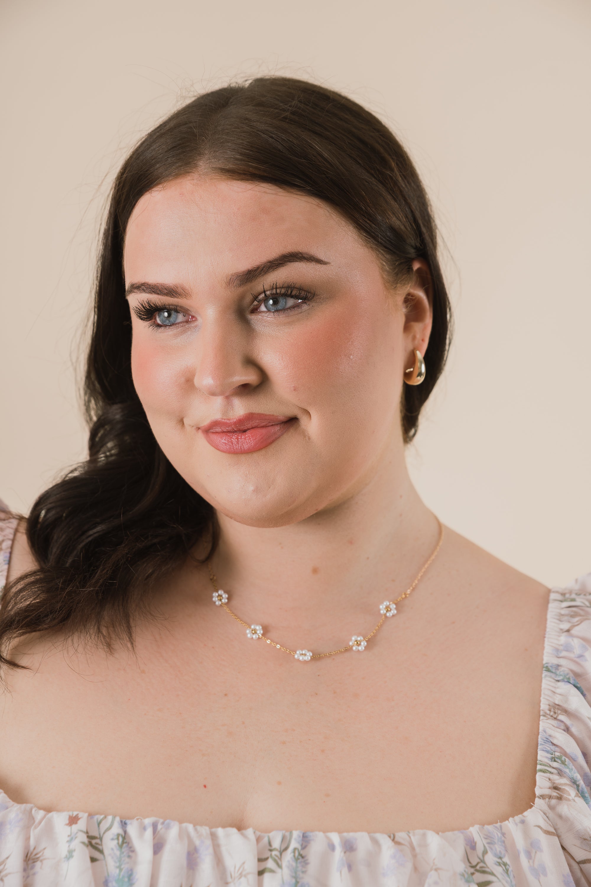 Dancing Daisies Necklace