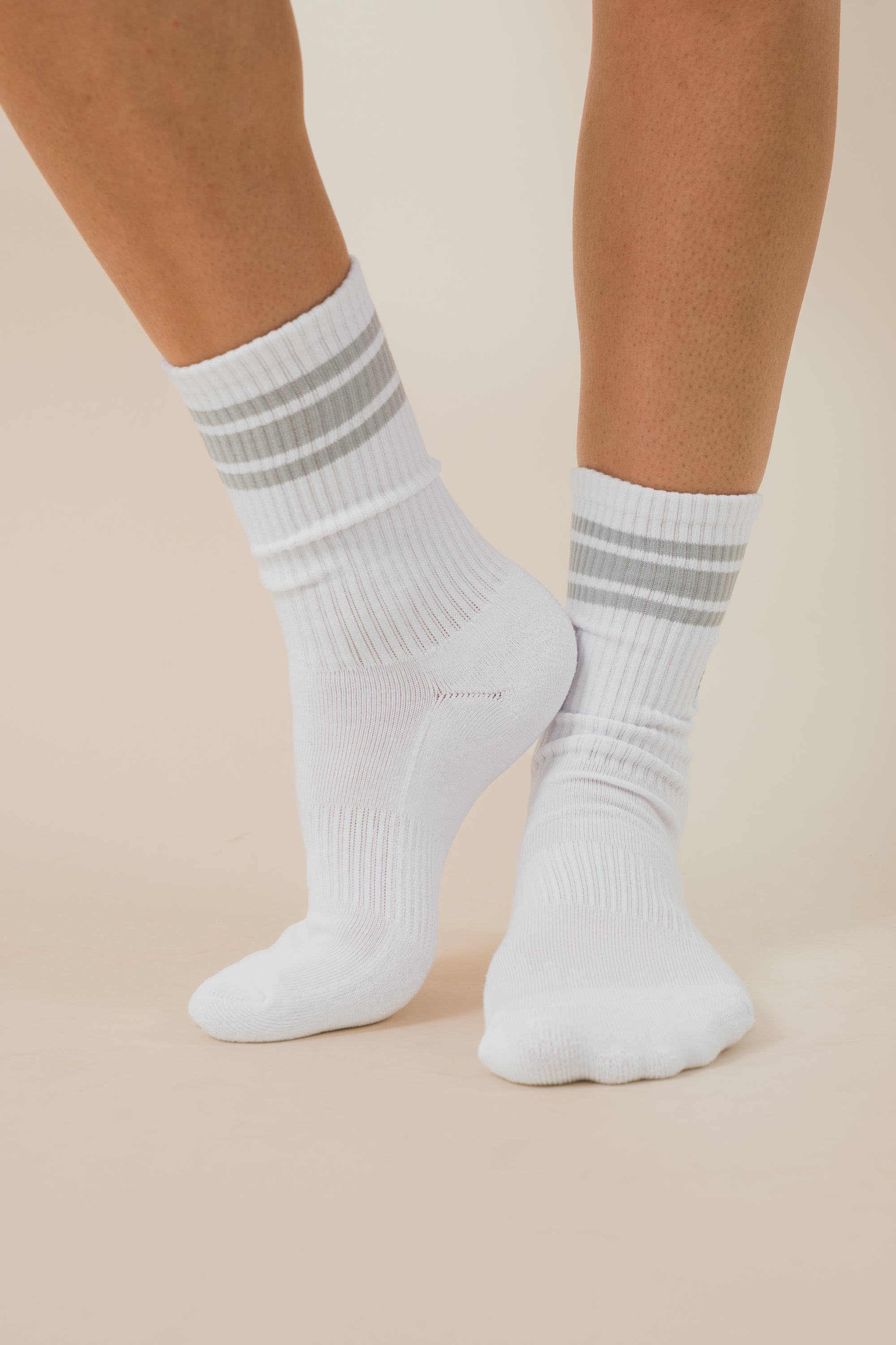 FREE PEOPLE - Movement Logo Stripe Tube Socks