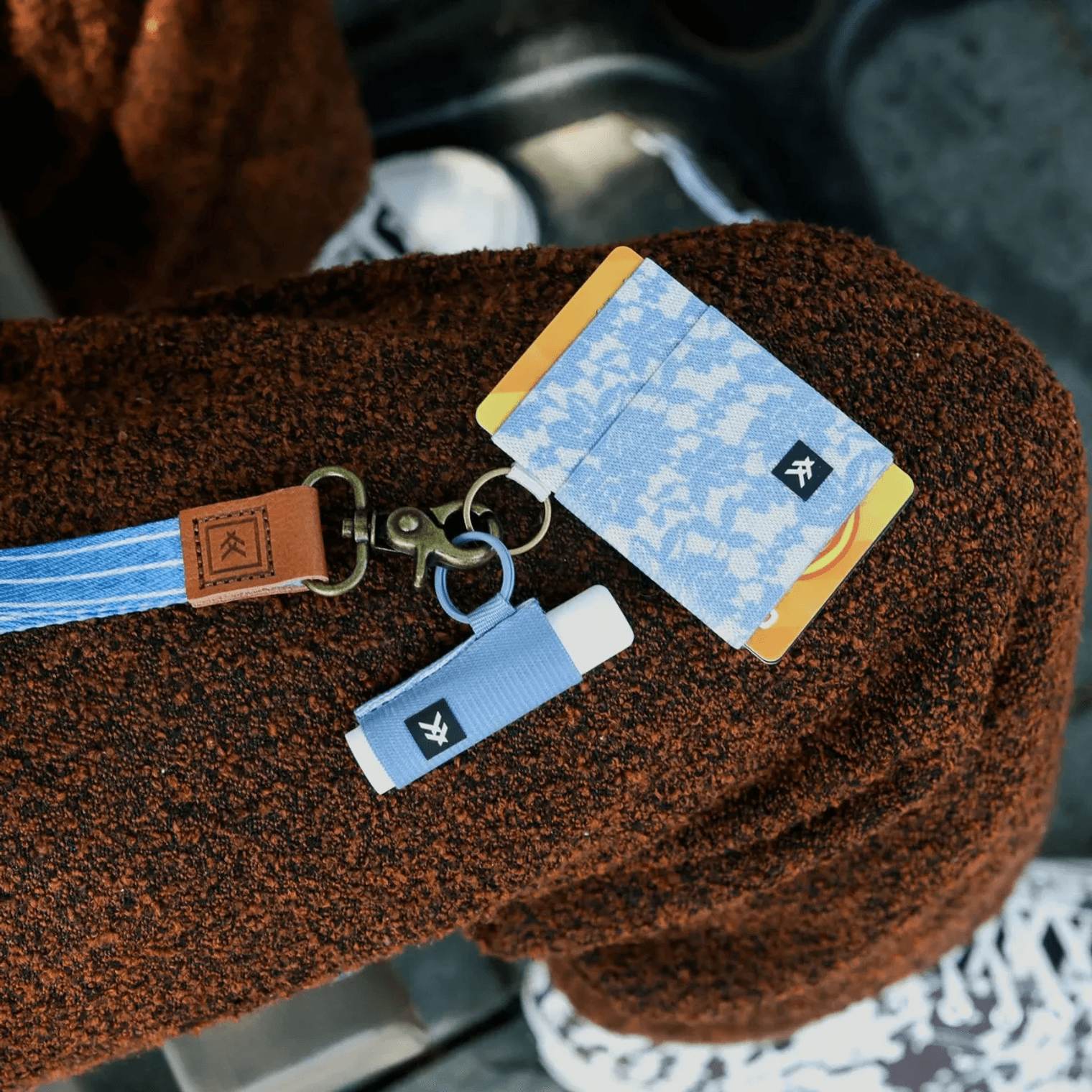 THREAD - Camden Elastic Wallet