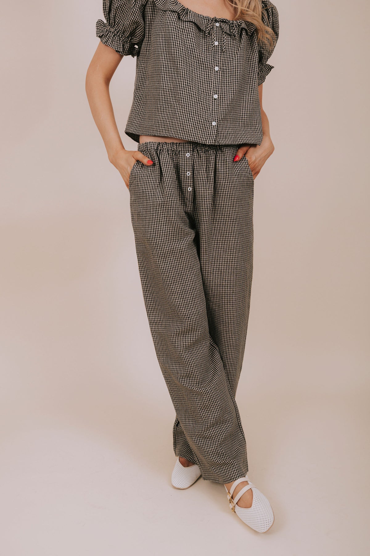 black gingham wide leg pants front 2