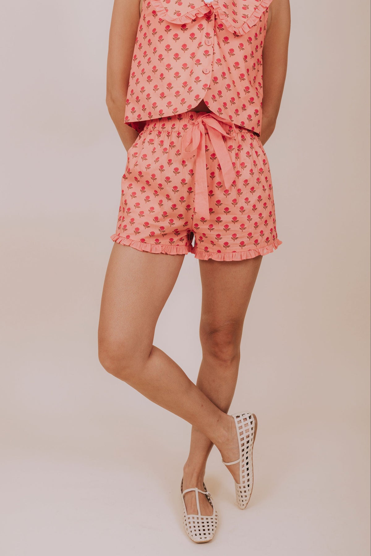 coral floral ruffled shorts front
