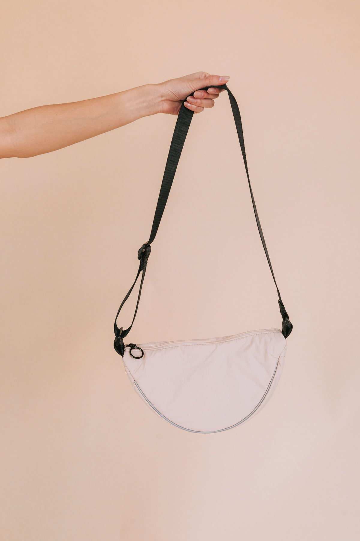 FREE PEOPLE - Bulls Eye Sling Bag by Free People