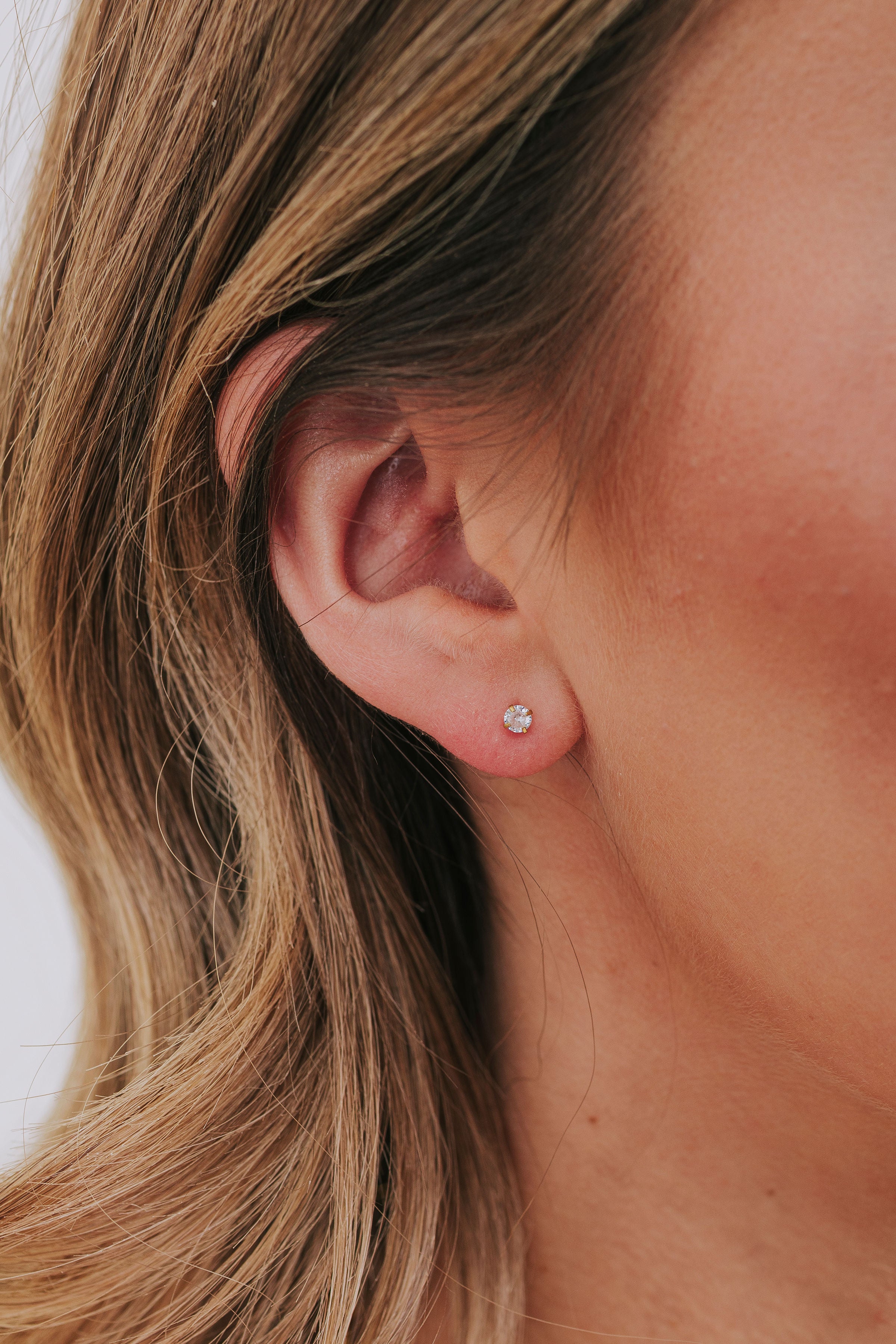 cubic zirconia diamond screw back stud model