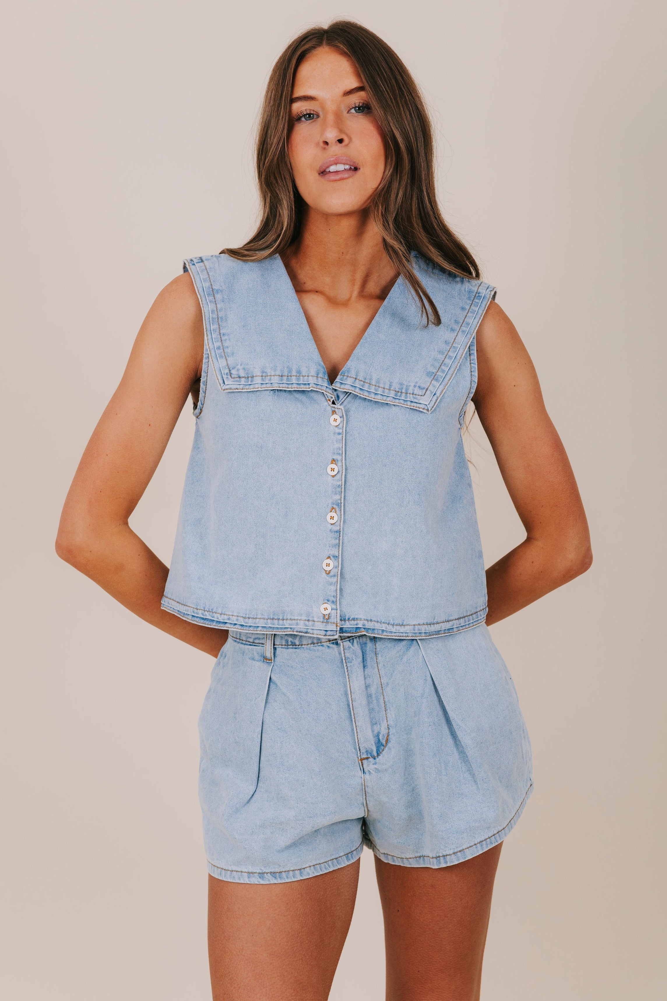 denim oversized collar top front