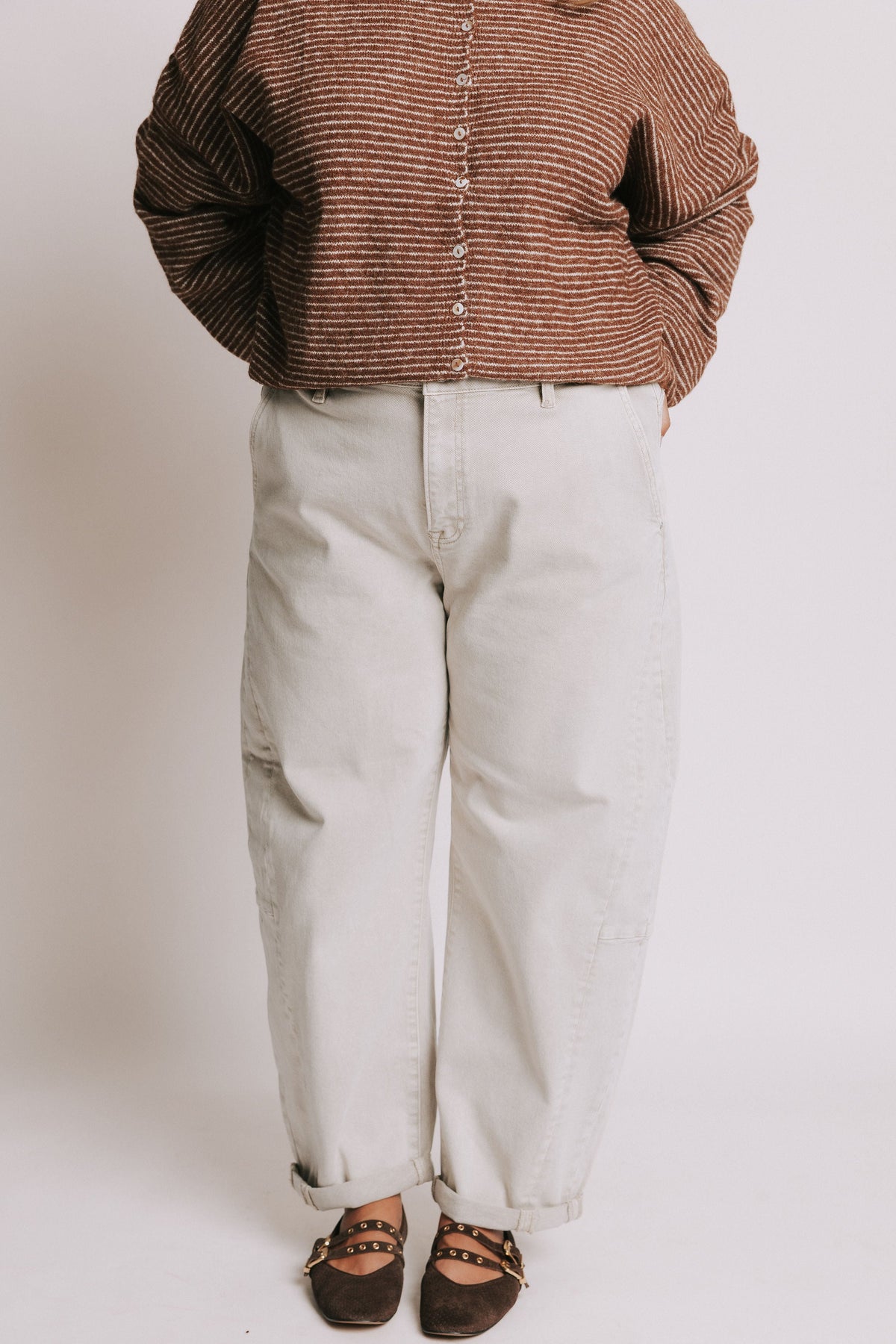 grey barrel jeans with cuffs plus