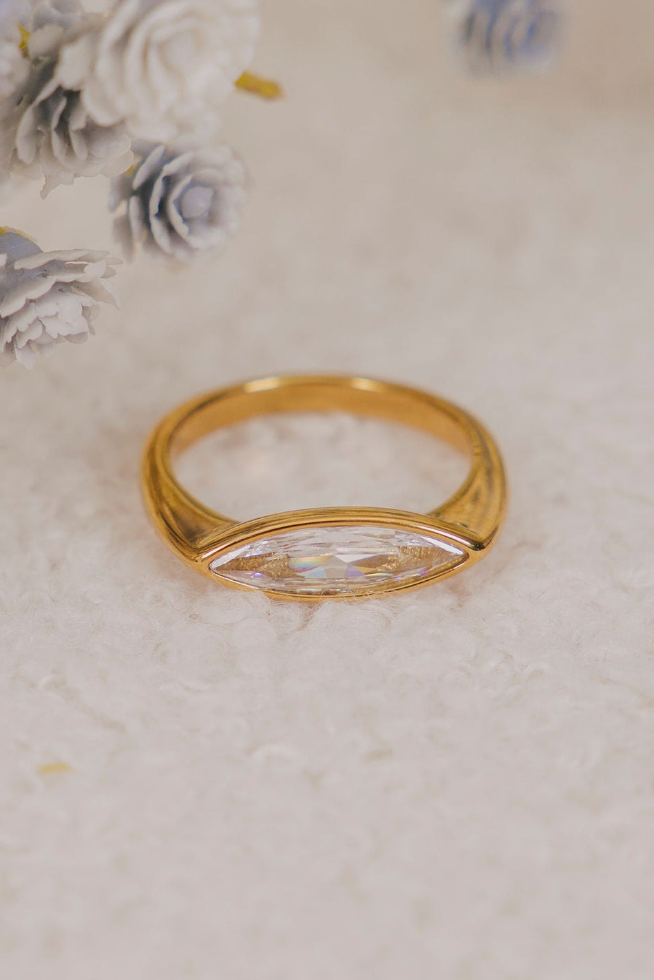 gold band ring with marquise cubic zirconia 