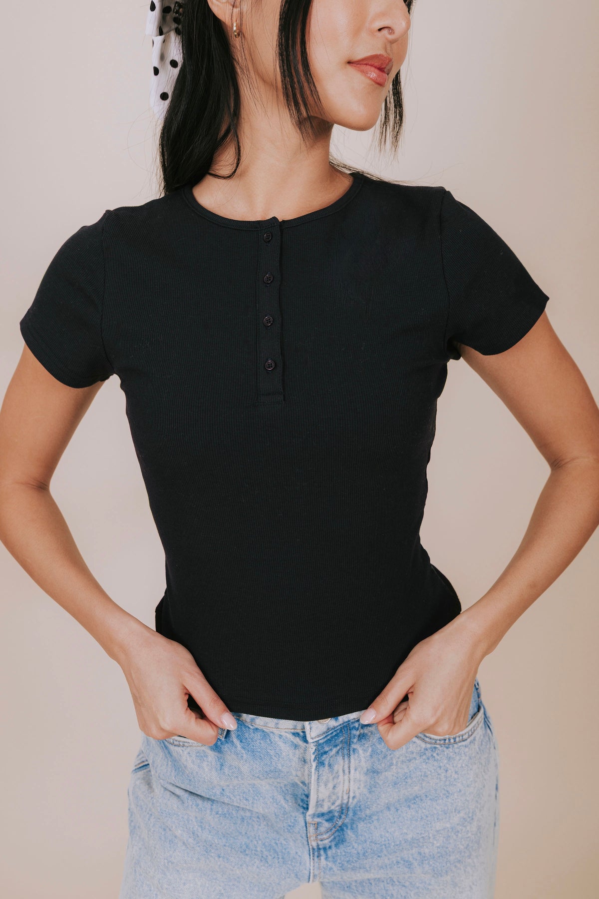 navy ribbed short sleeve henley top detail