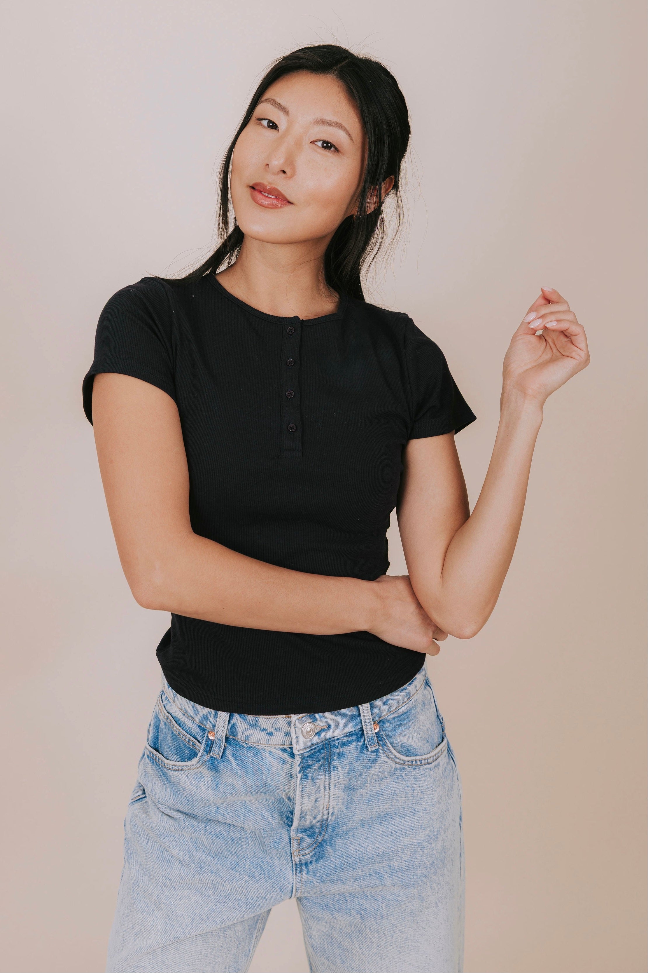 navy ribbed short sleeve henley top front