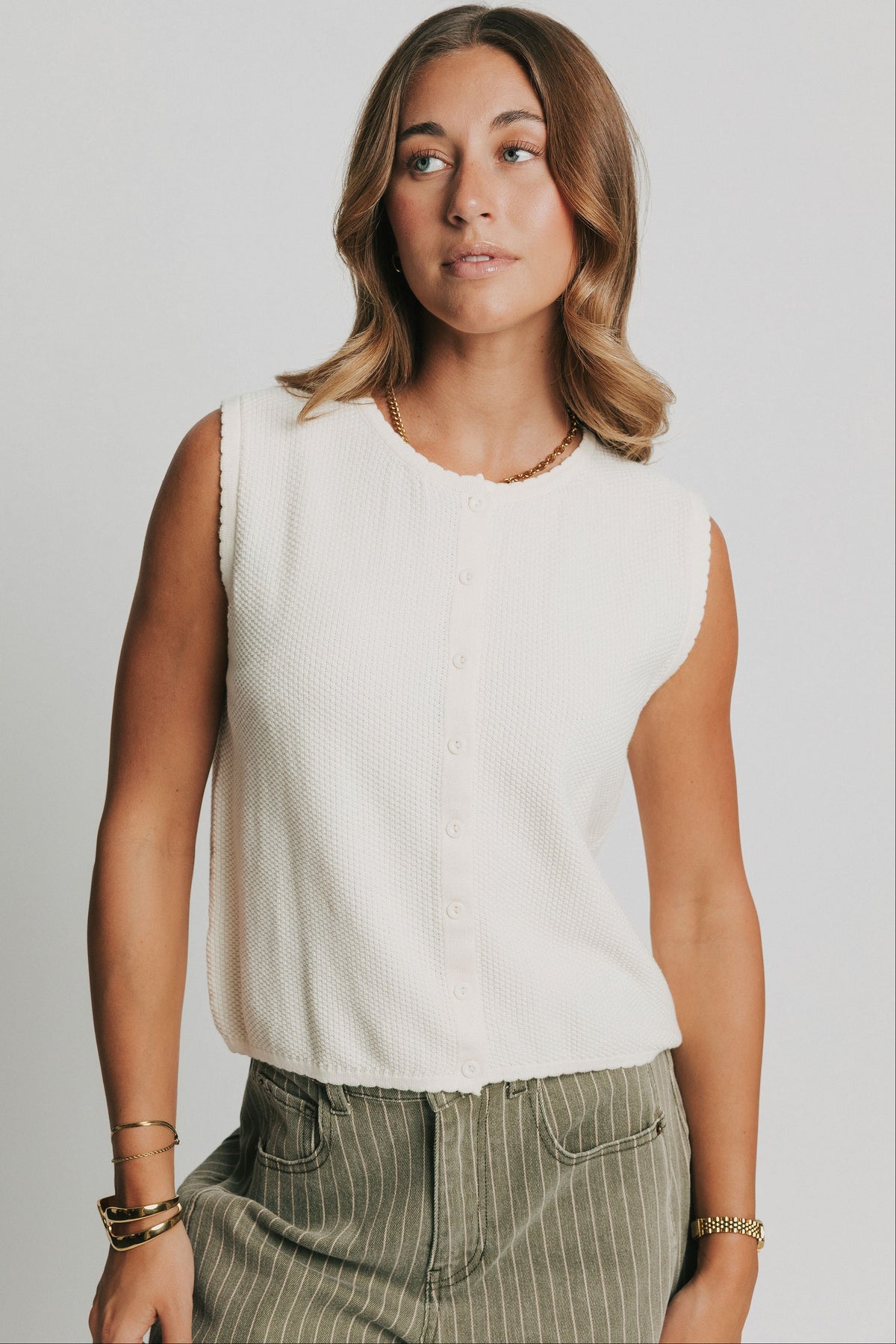 off white buttoned scalloped vest 