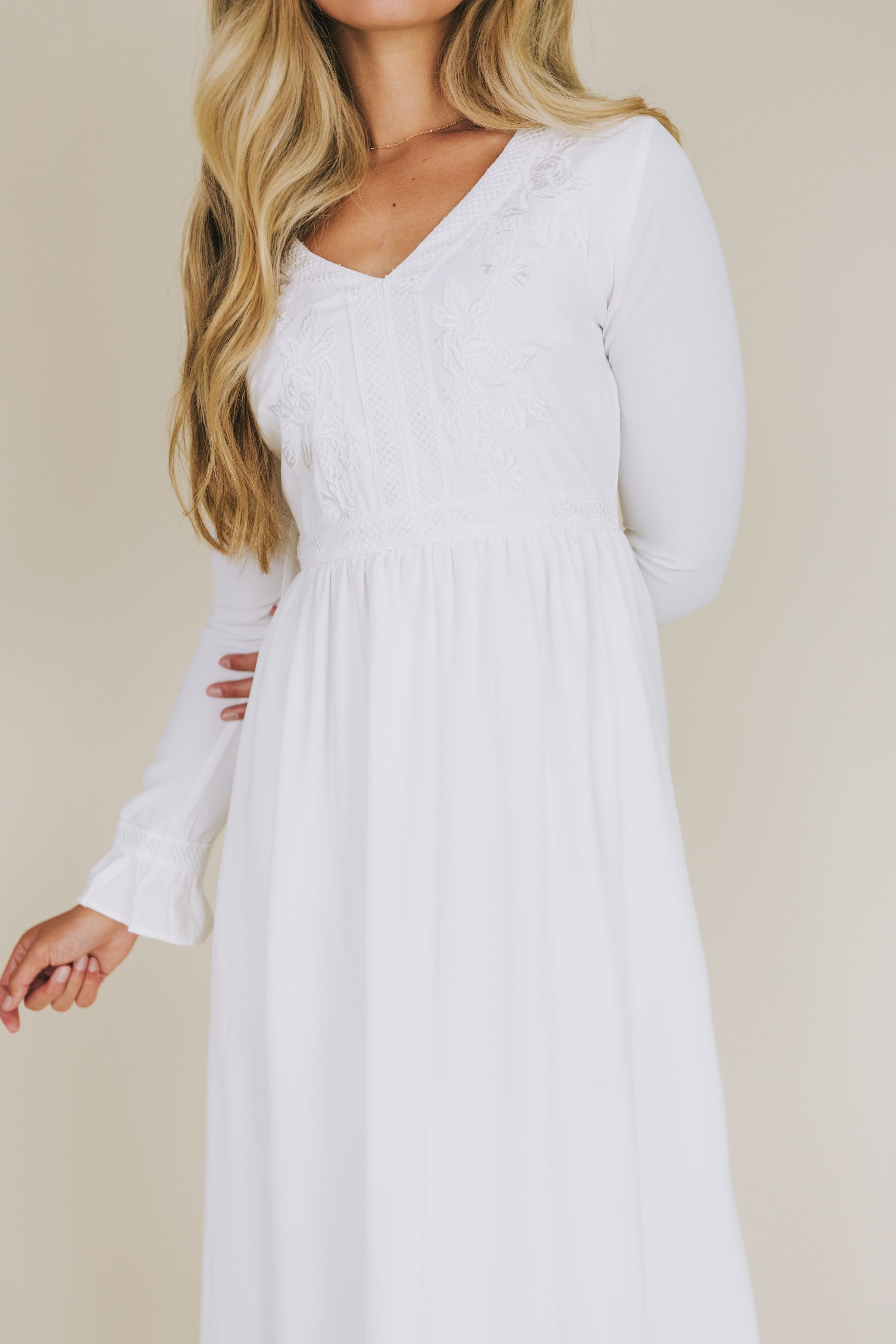 The White: Norma - One Loved Babe Exclusive The White: Norma - One Loved Babe Exclusive