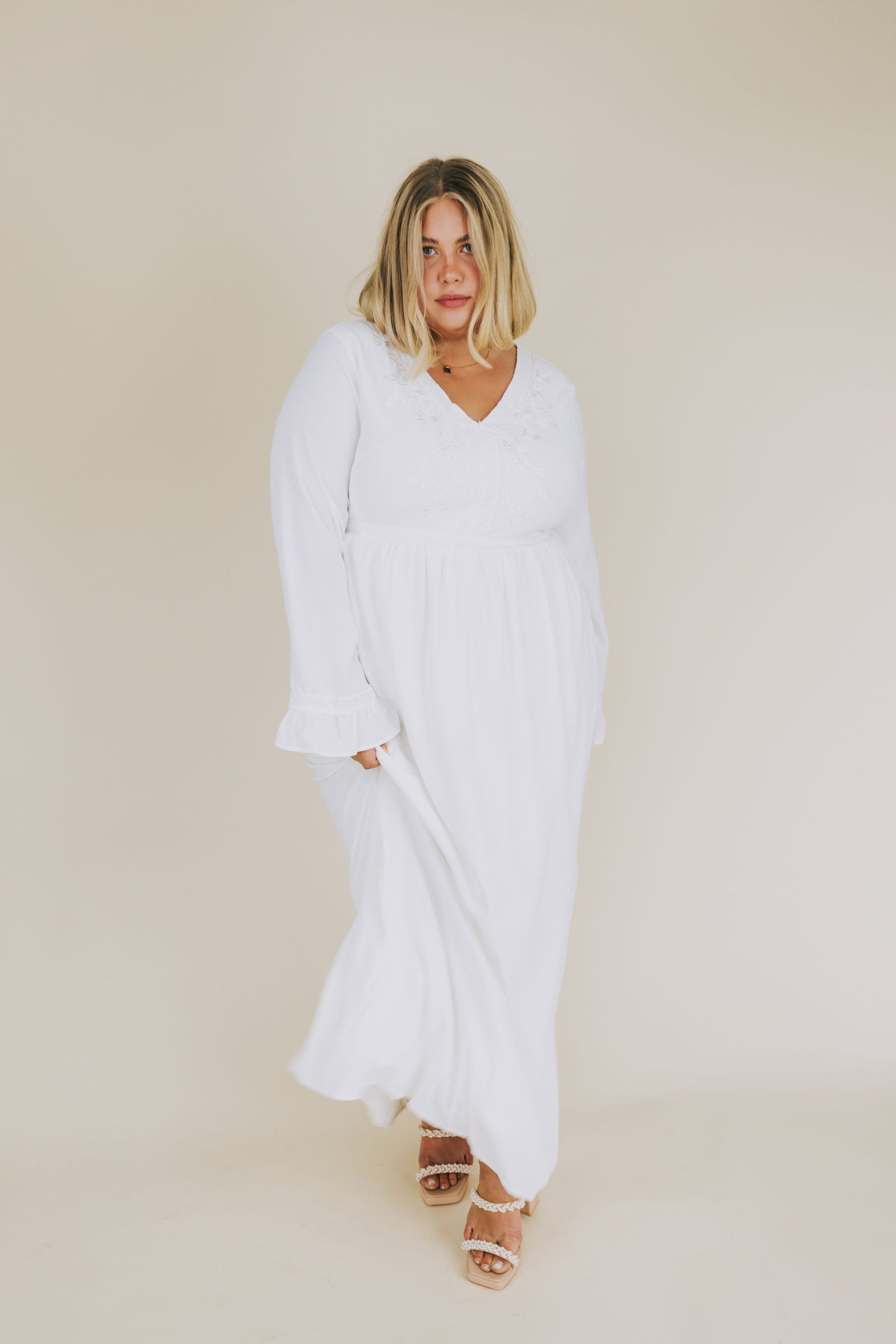 The White: Norma - One Loved Babe Exclusive The White: Norma - One Loved Babe Exclusive