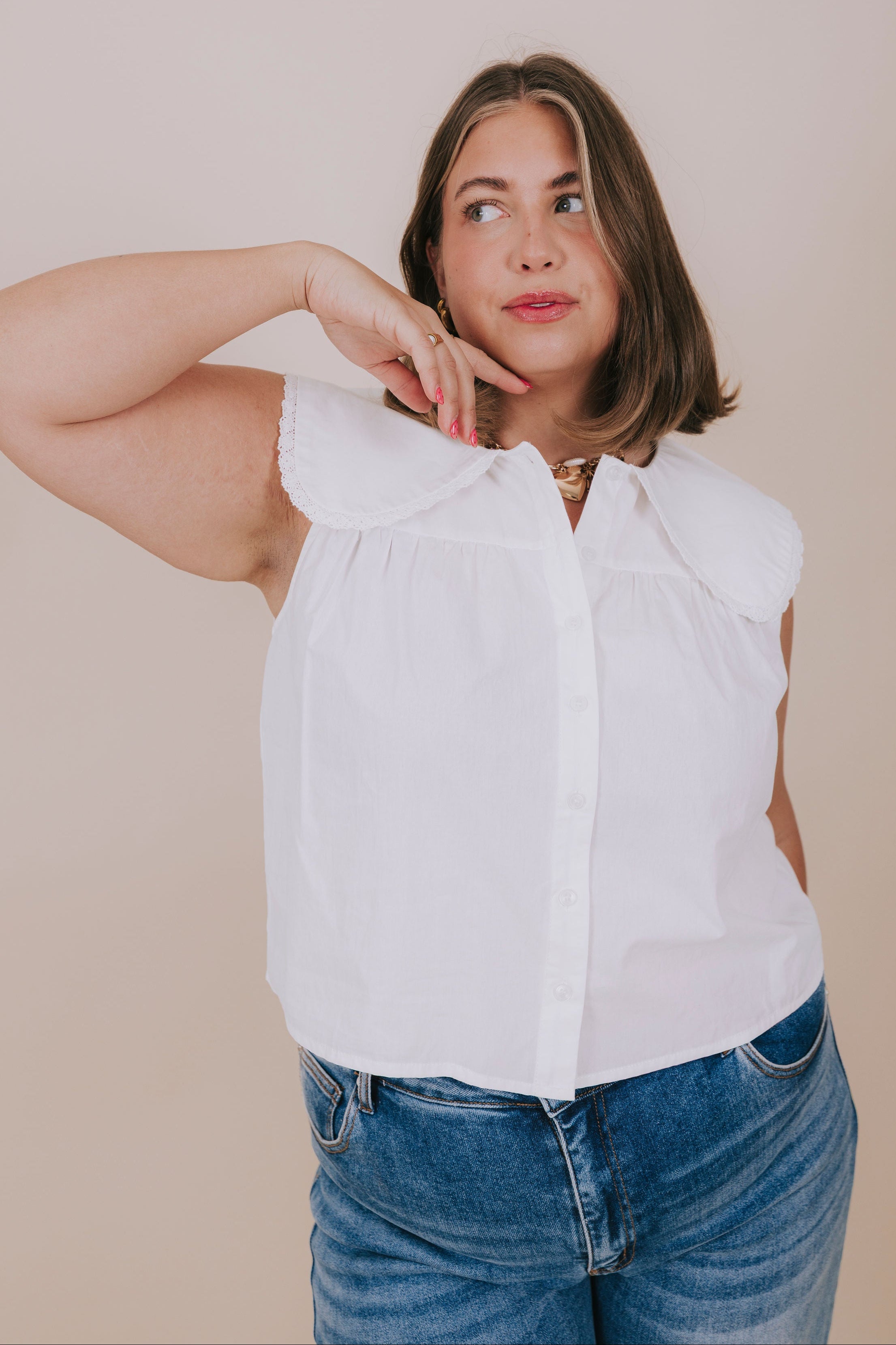 plus size white pan collar button up top front 2