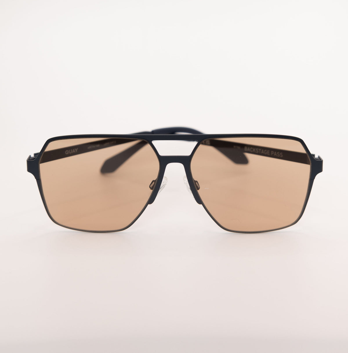 quay backstage pass sunglasses 