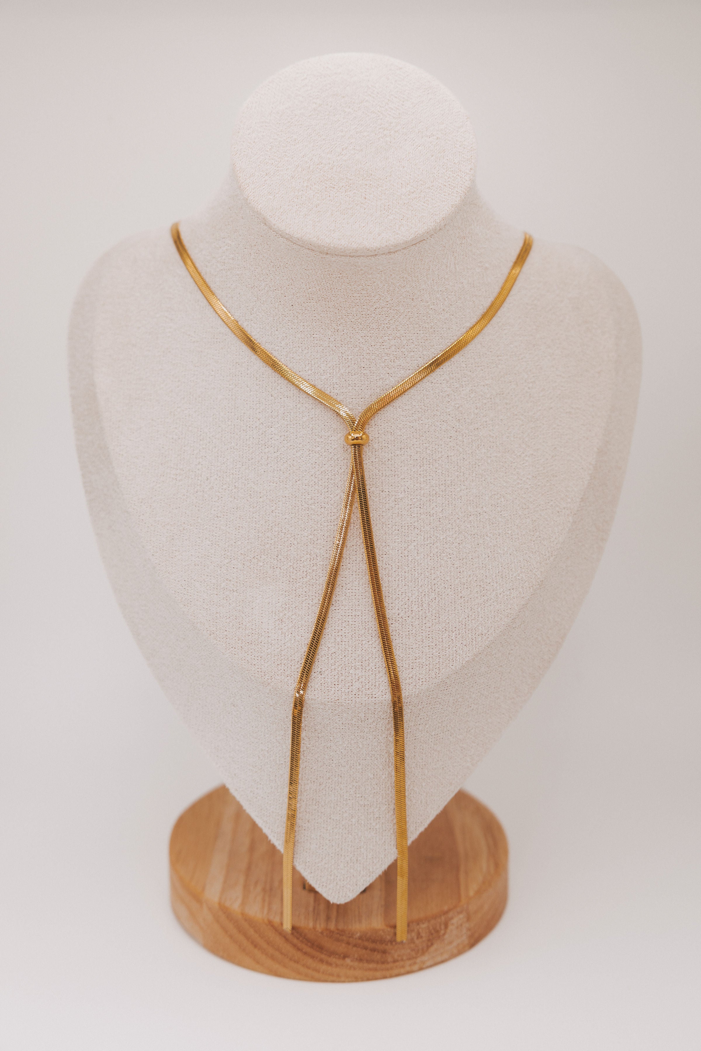 snake chain necklace with slider display