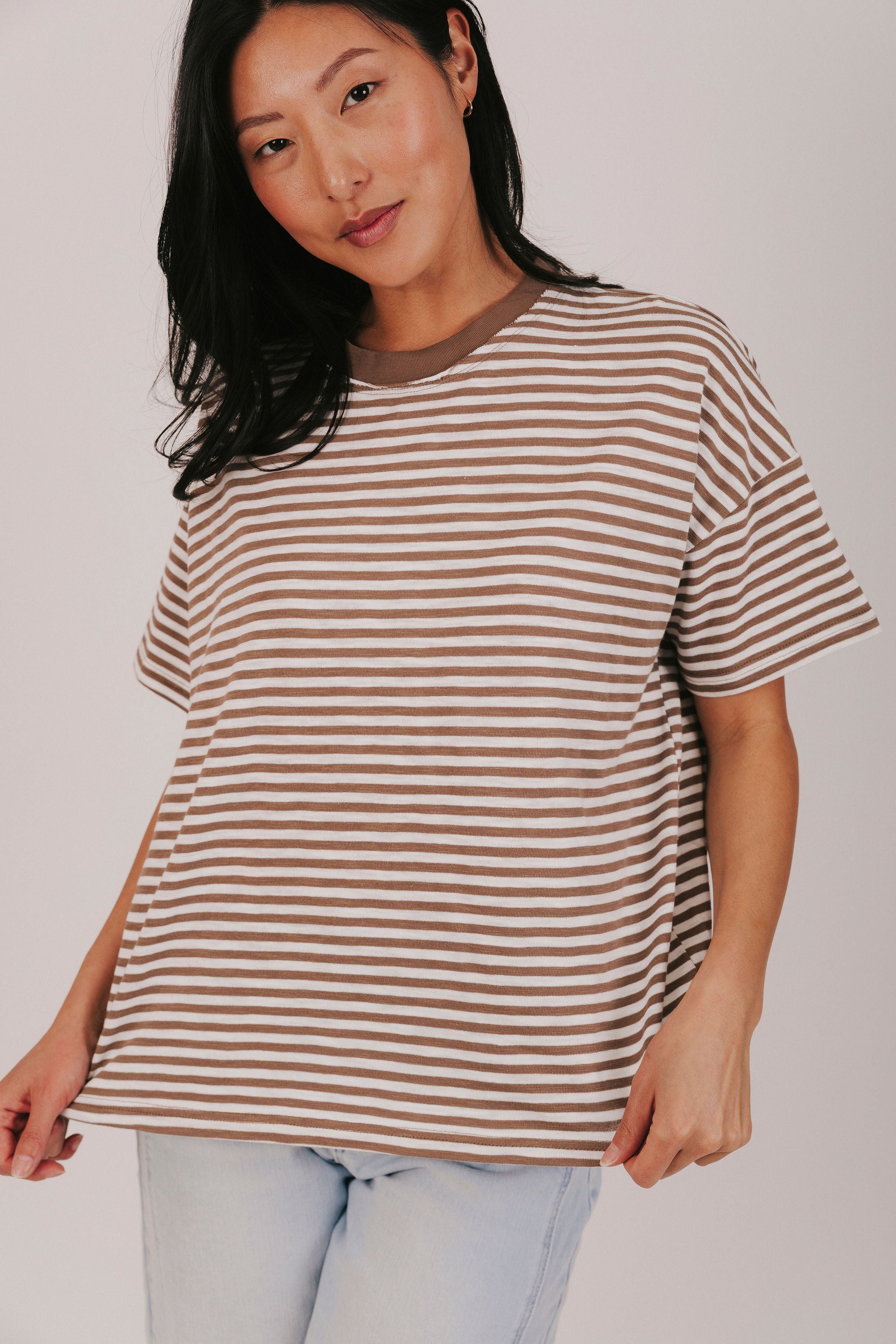 Brown and white striped t-shirt with contrast crewneck 