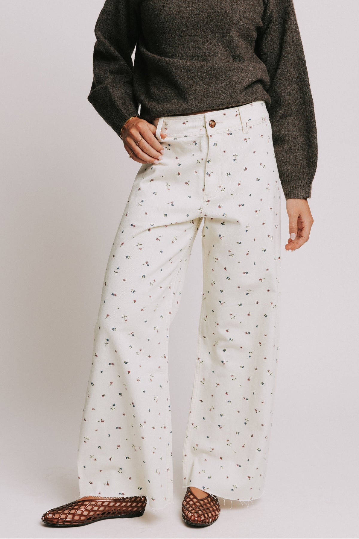 white floral print wide leg denim jeans