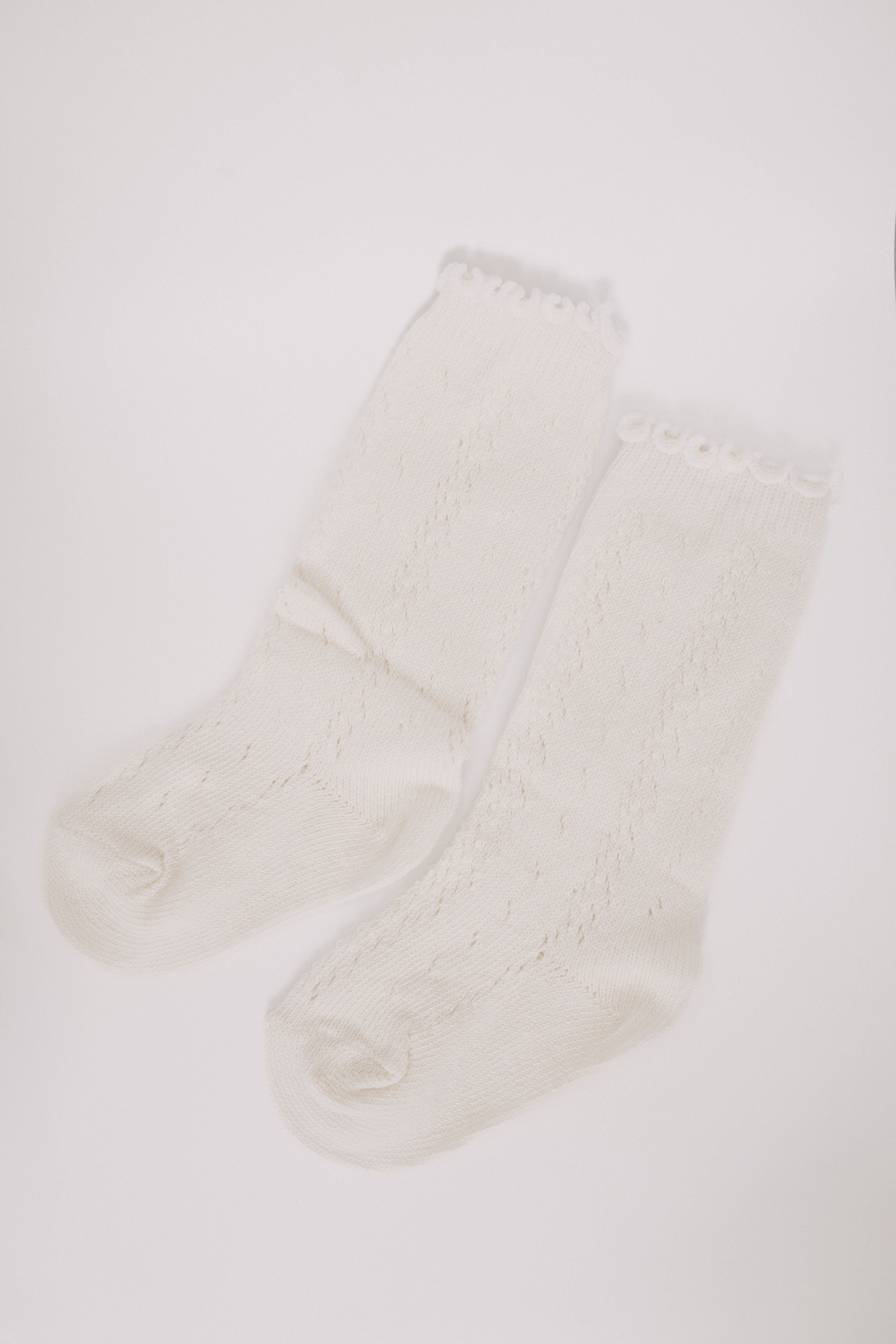 white lace baby socks