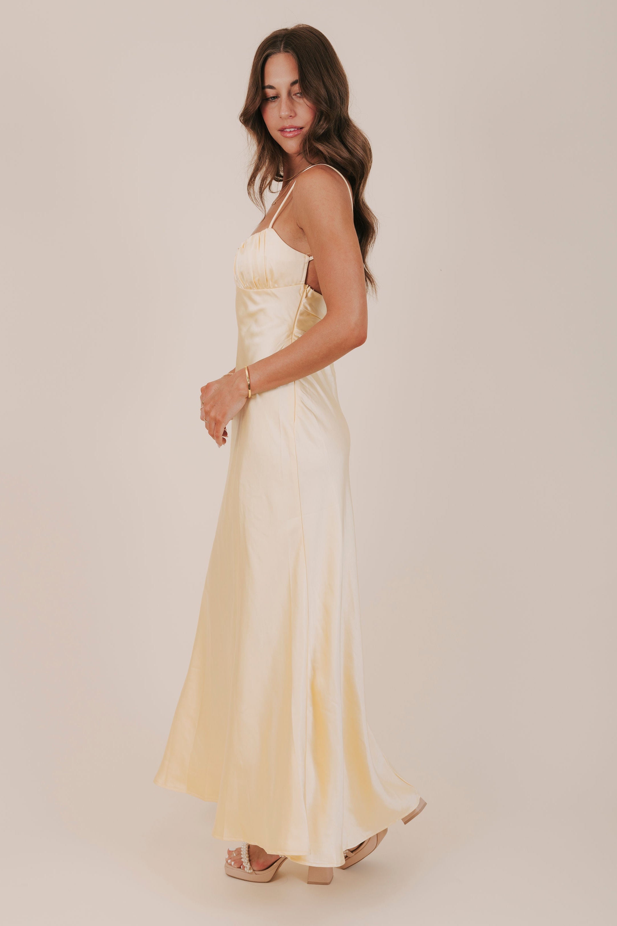 Dreaming Of Daylight Dress L / Pale Yellow Dreaming Of Daylight Dress L / Pale Yellow