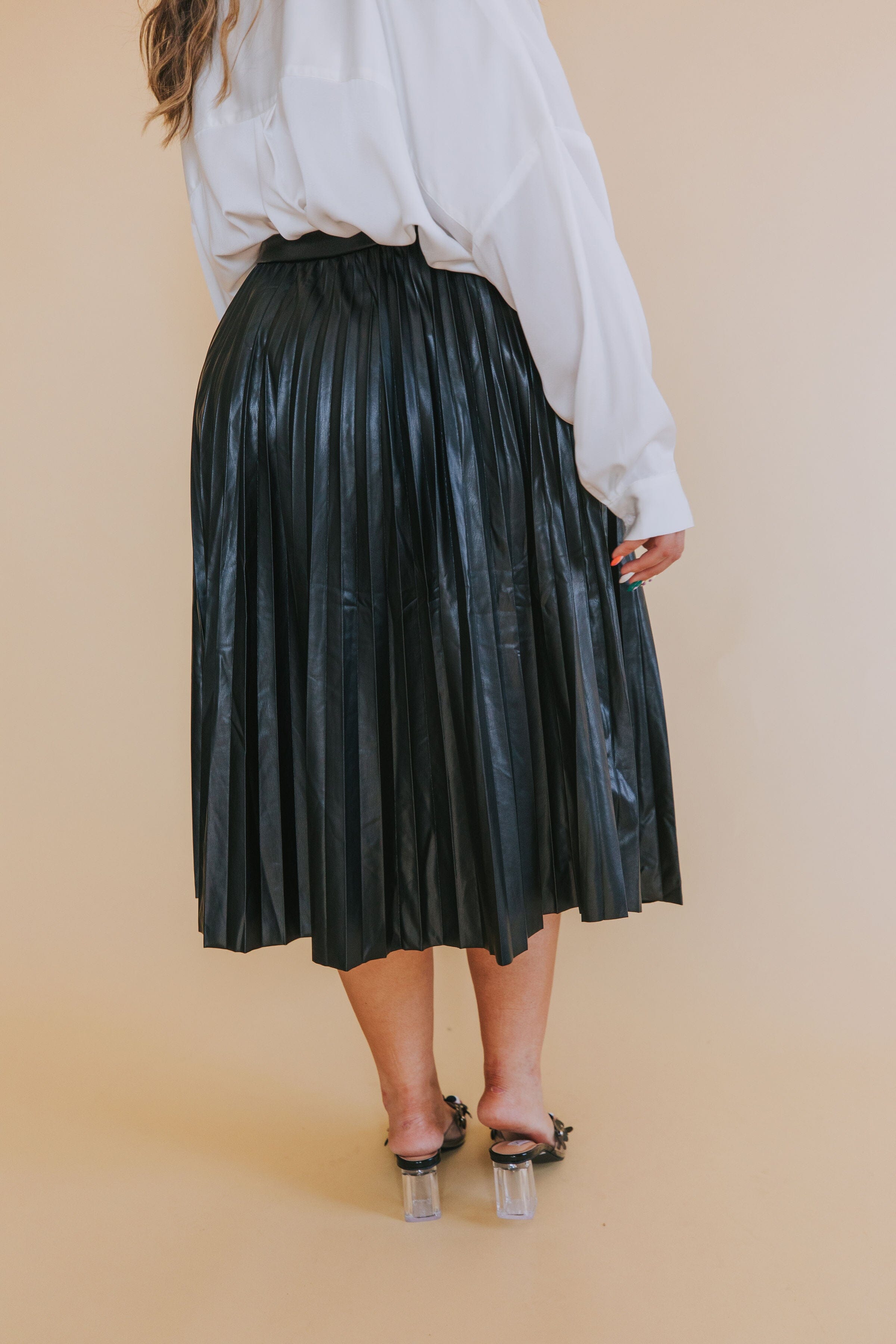 PLUS SIZE - Keep Coming Back Skirt - 2 Colors!