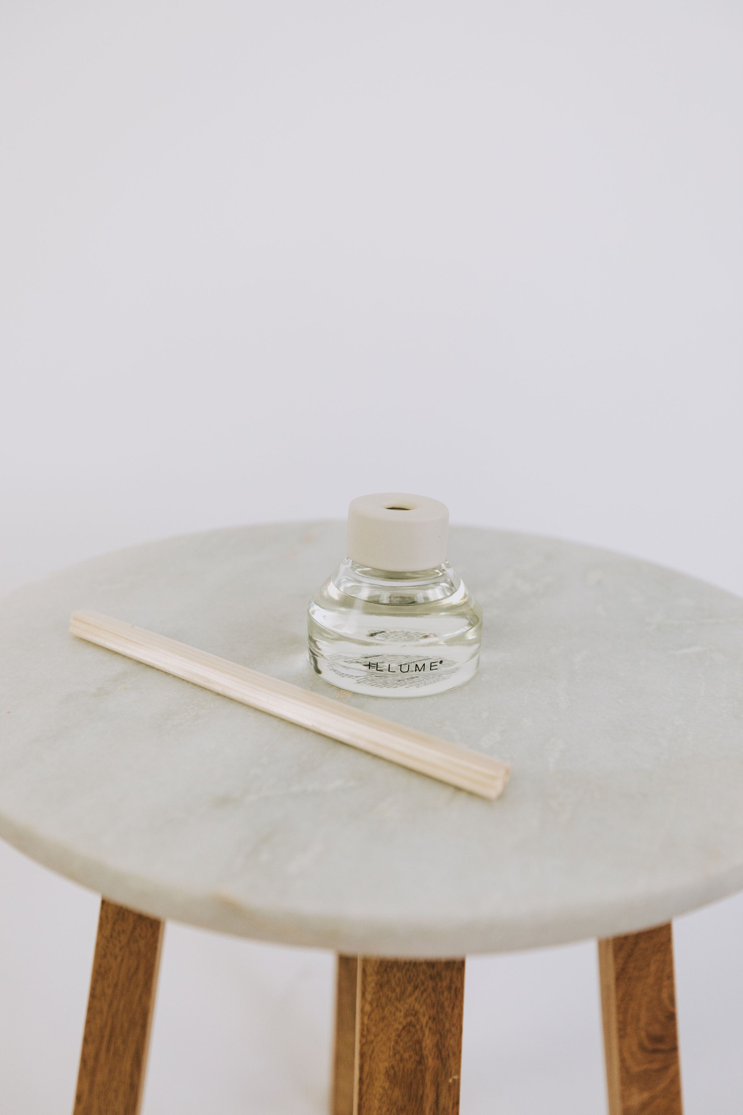 ILLUME - Paloma Petal Aromatic Diffuser