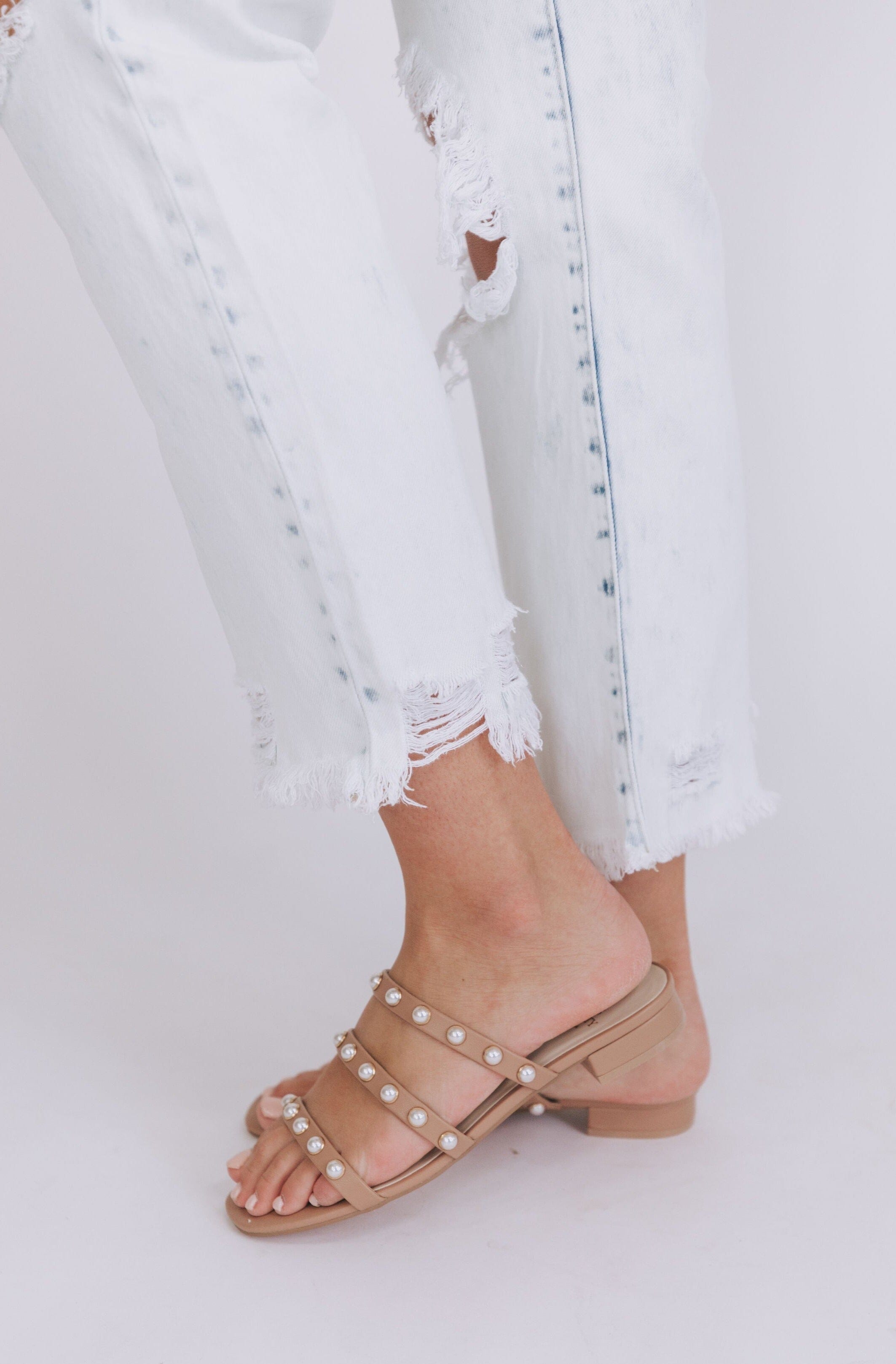 Dainty Pearl Sandals