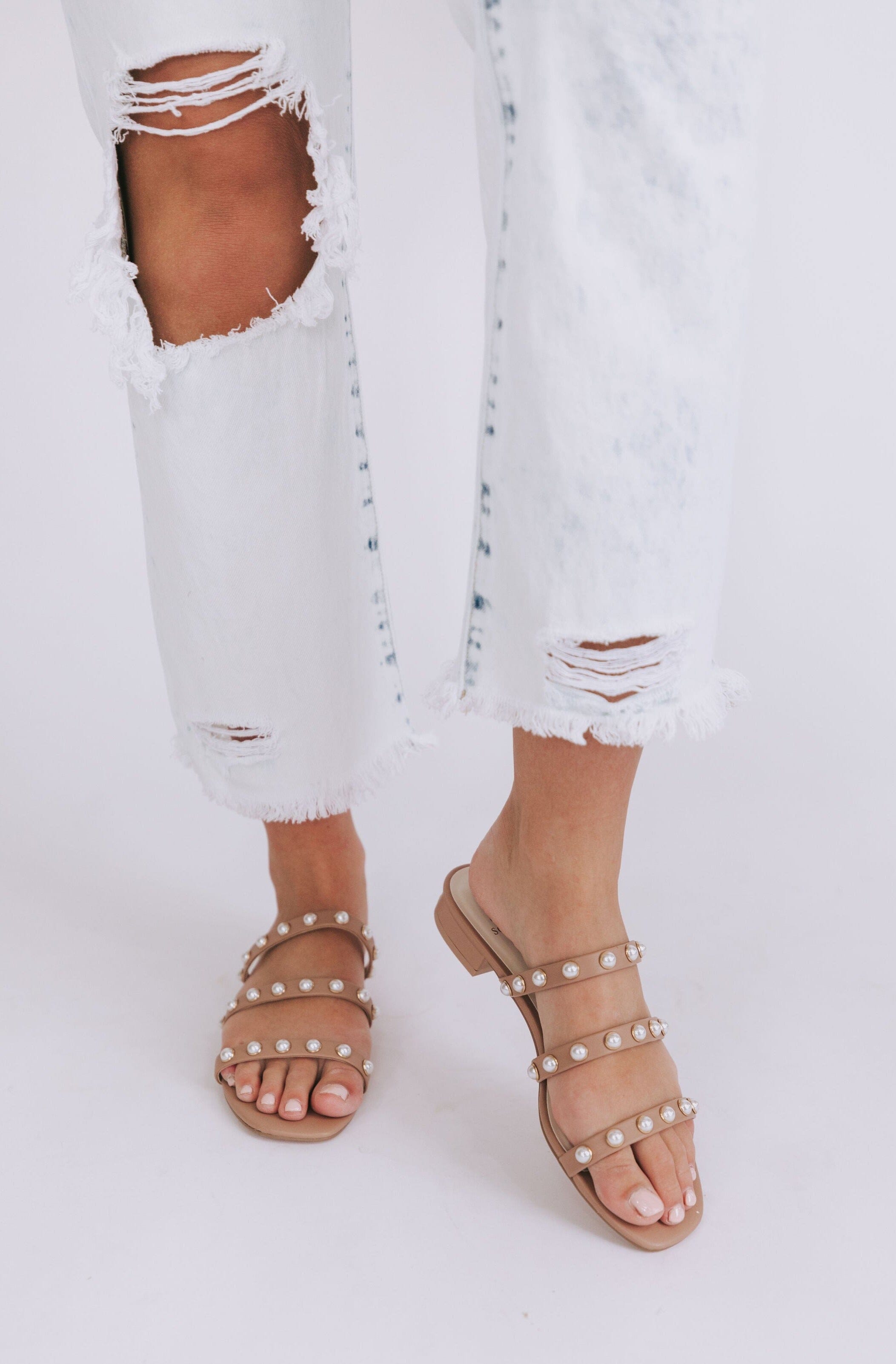 Dainty Pearl Sandals